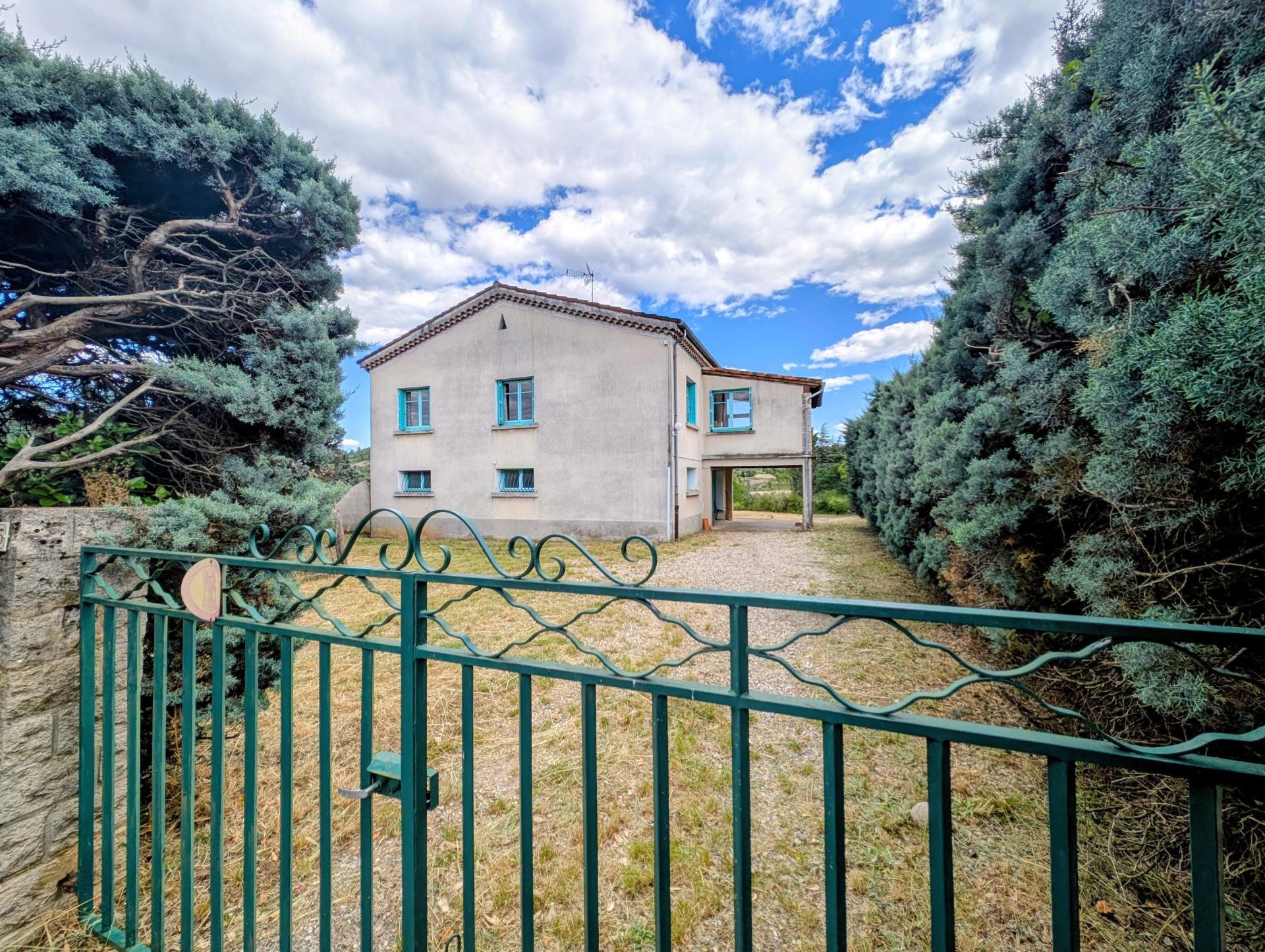 Photo SAFTI — Maison 5 pièces, 111 m² à Lachapelle Sous Aubenas 2