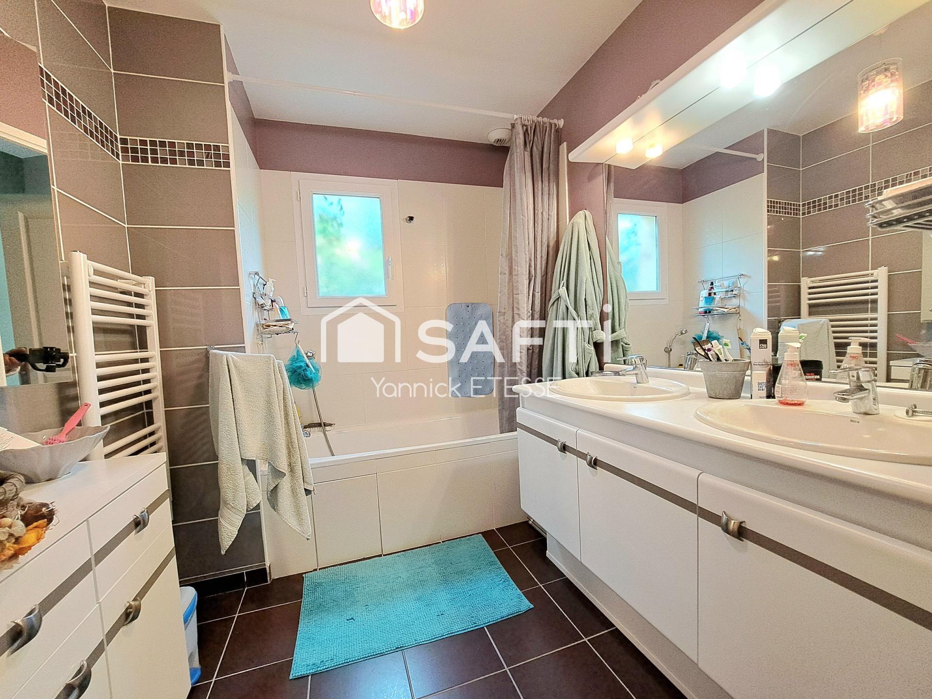 Photo SAFTI — Maison 6 pièces, 139 m² à Frepillon 2
