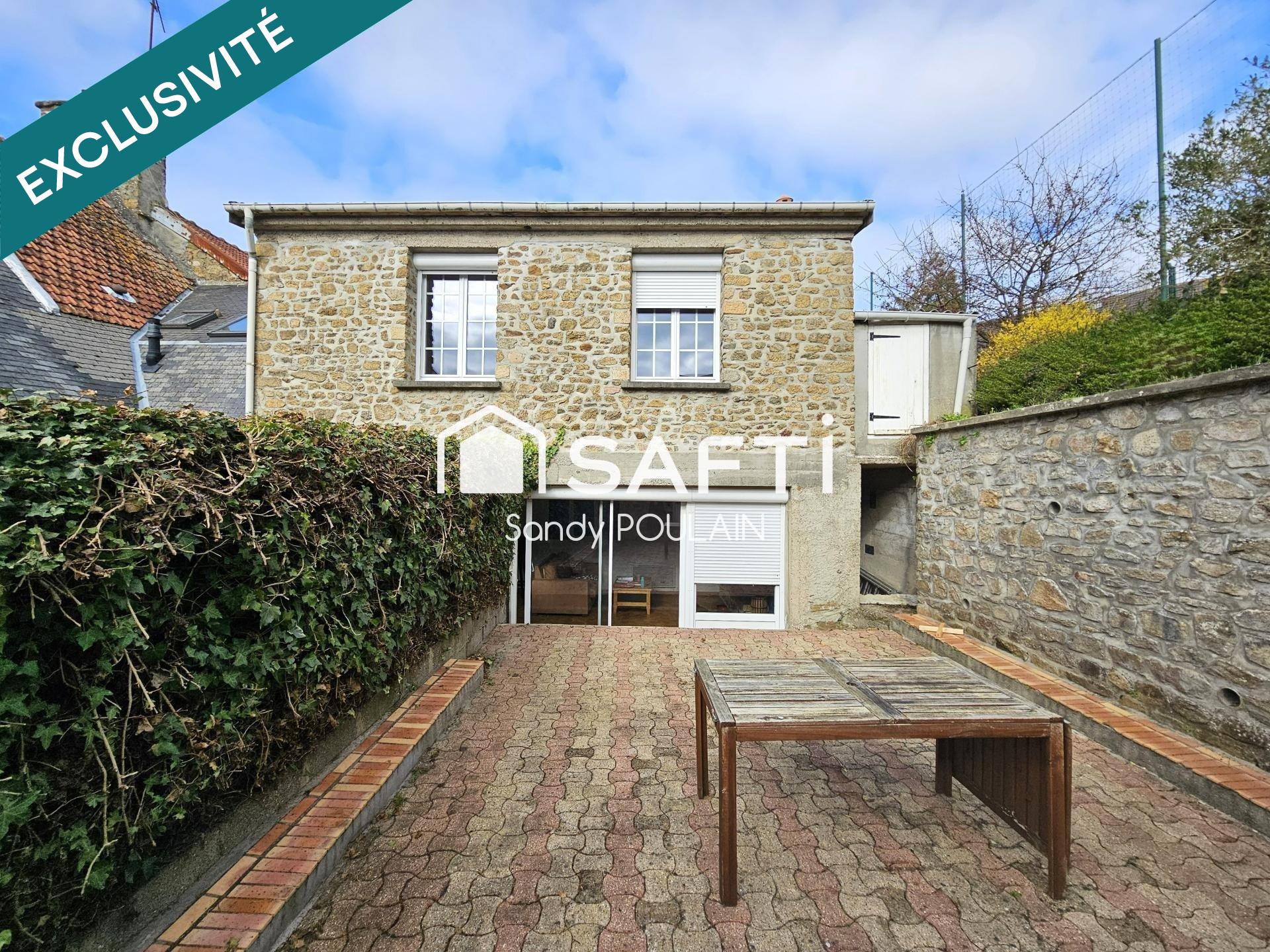 Maison de ville avec terrasse – Idéal investisseur