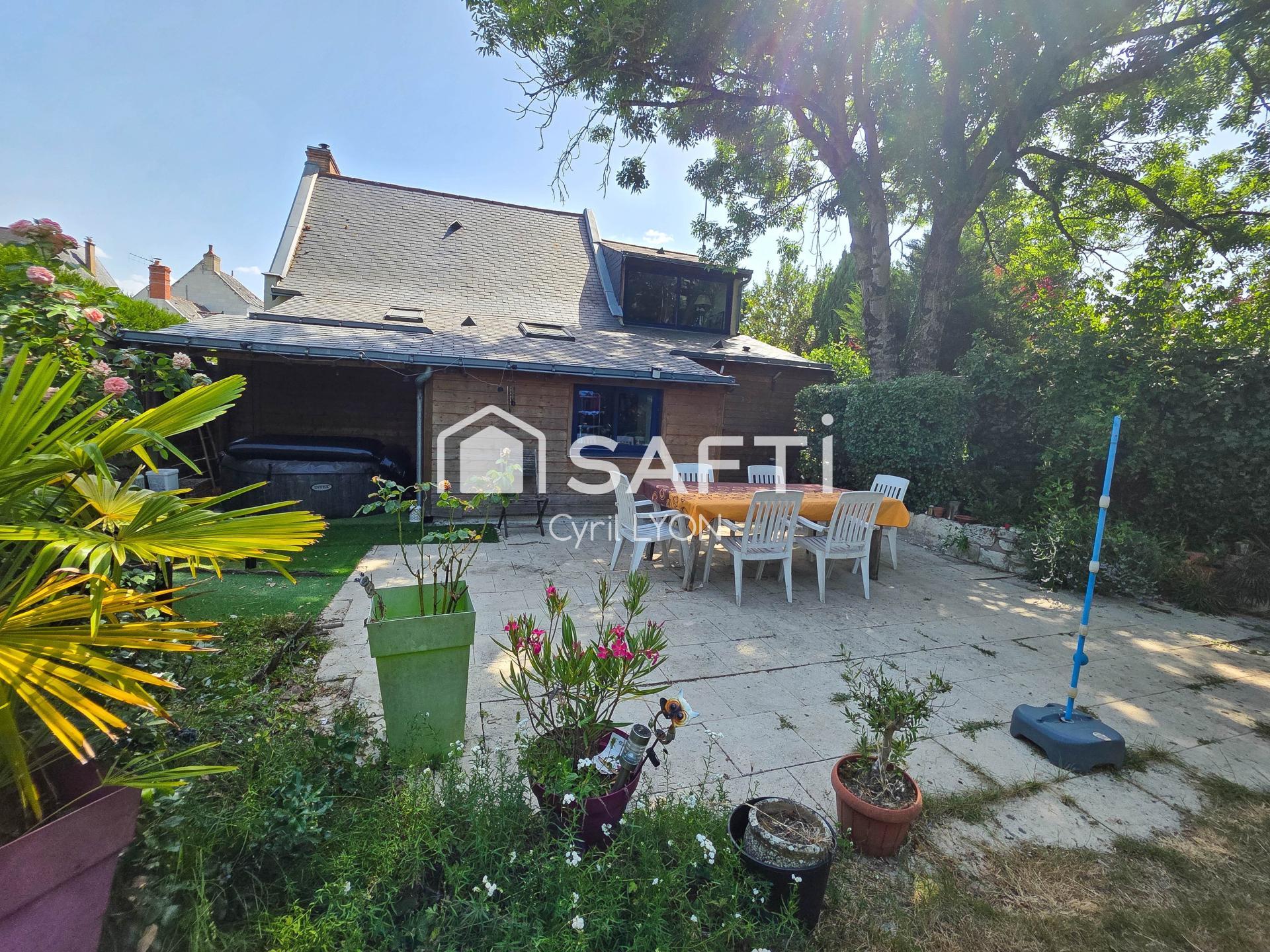 Charmante maison de 165 m² avec dépendances