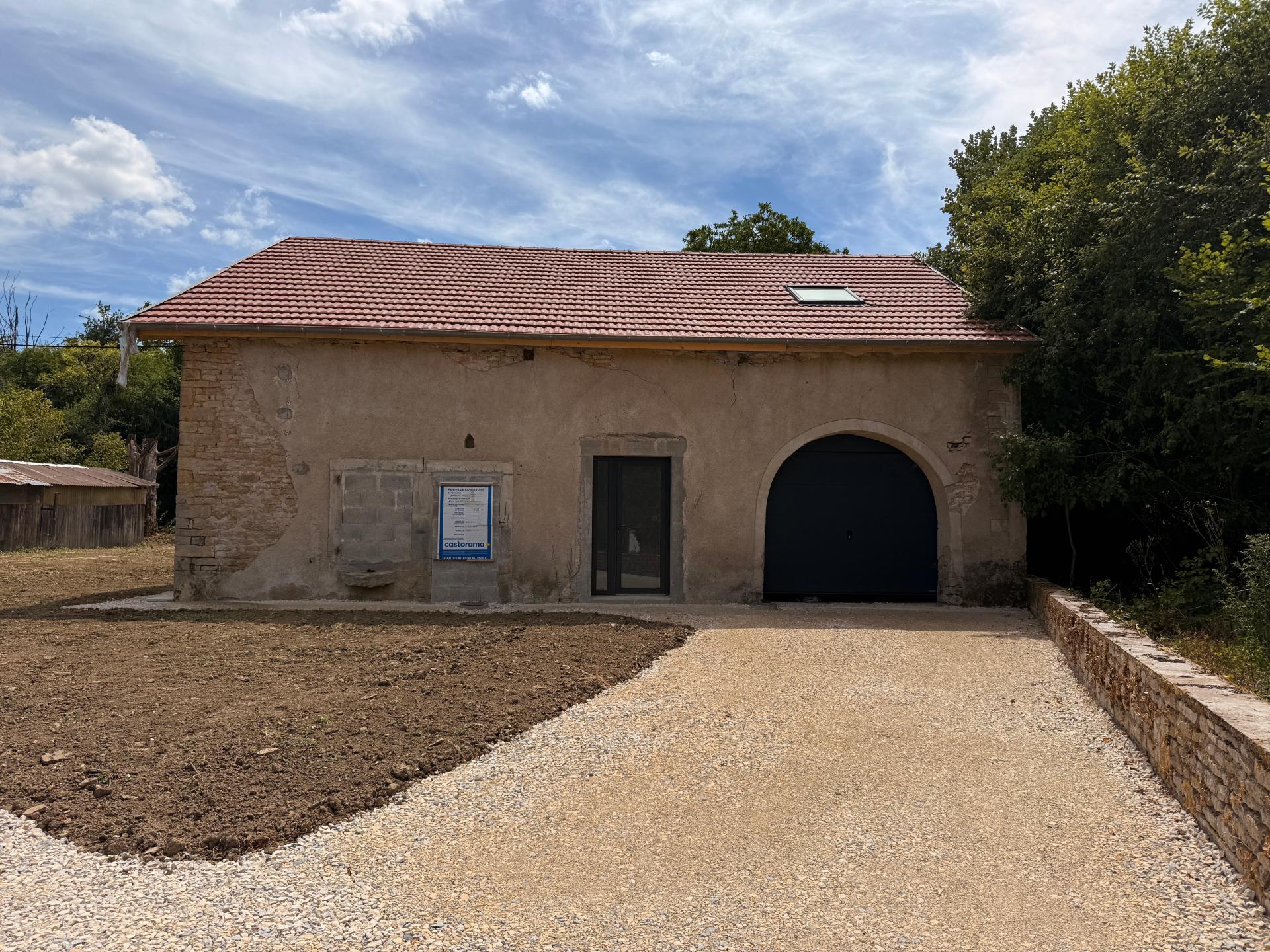 Maison hors d'eau et hors d'air à terminer.