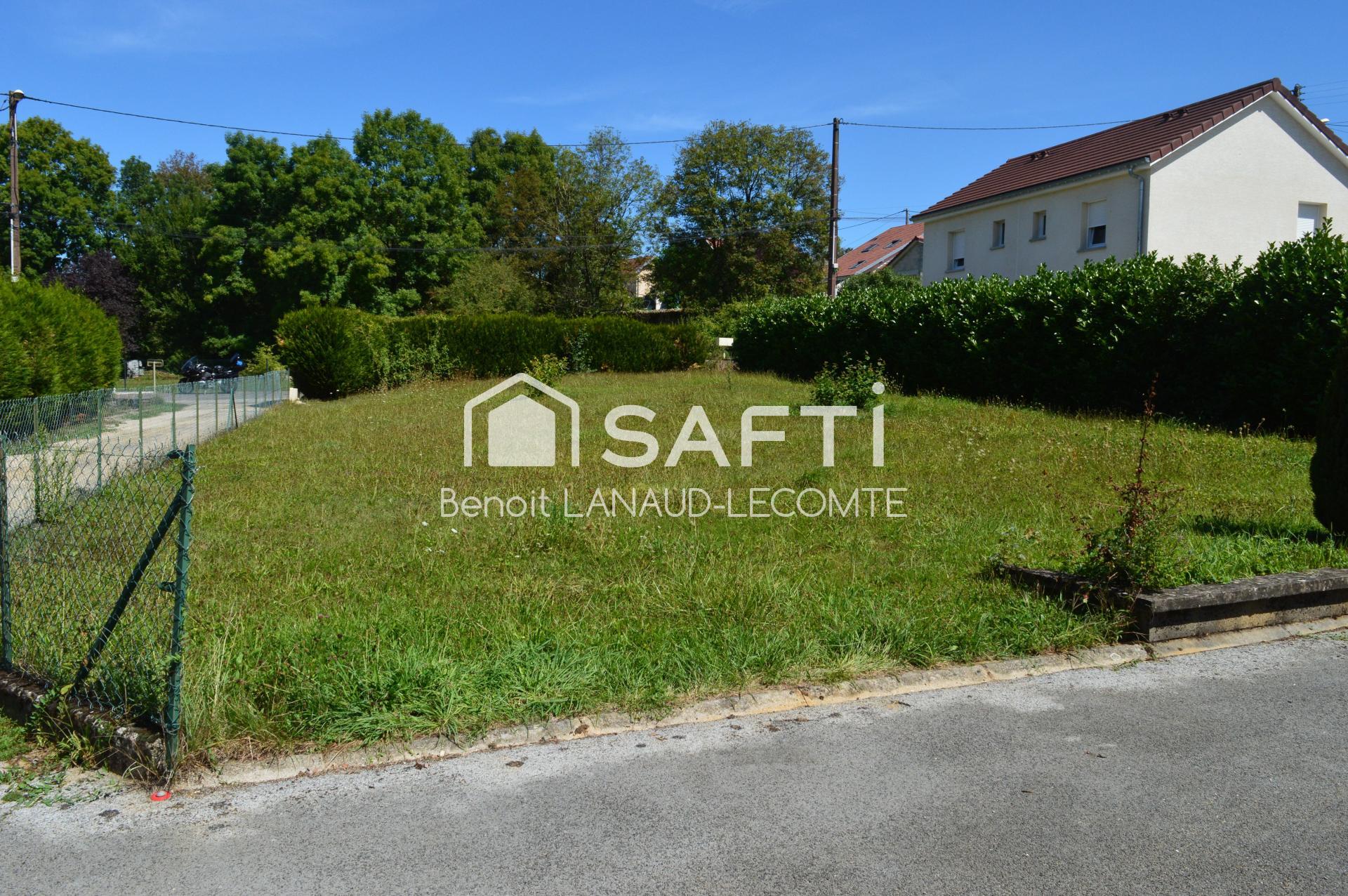 Terrain - 557m² · à Franois · 95 000 €