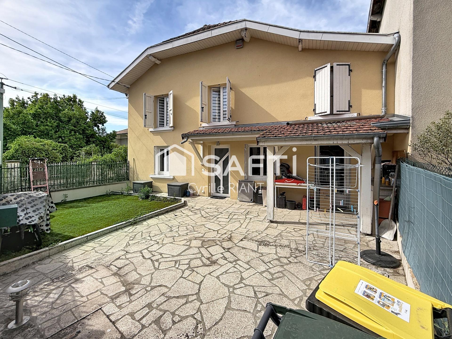 Photo SAFTI — Maison 3 pièces, 83 m² à Beaucroissant 2