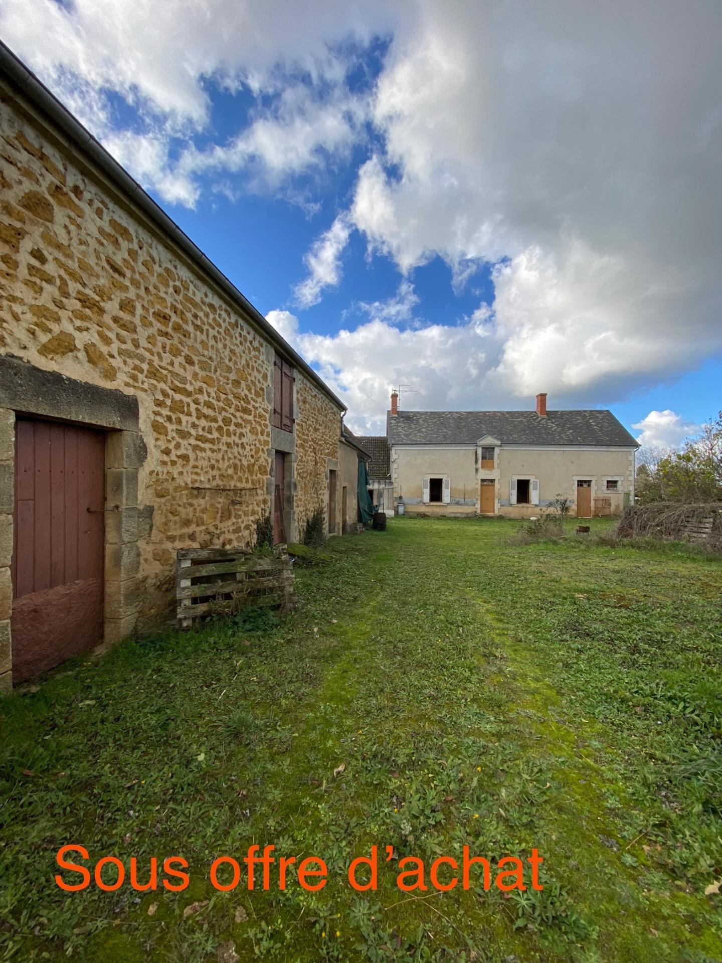 Maison 4 pièces 92 m² · à Montlevicq · 92 m² · 64 000 €