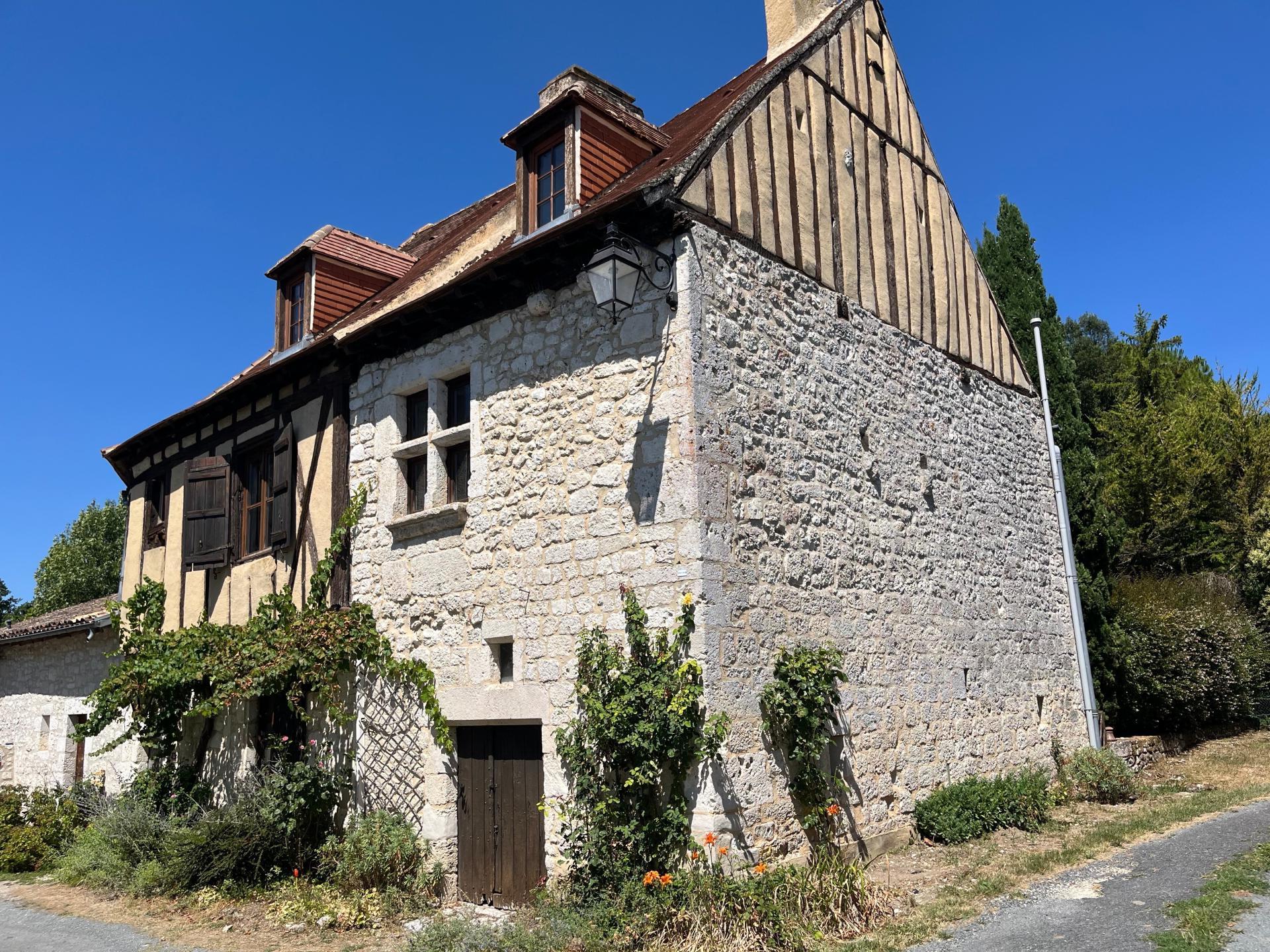 Maison en pierre.