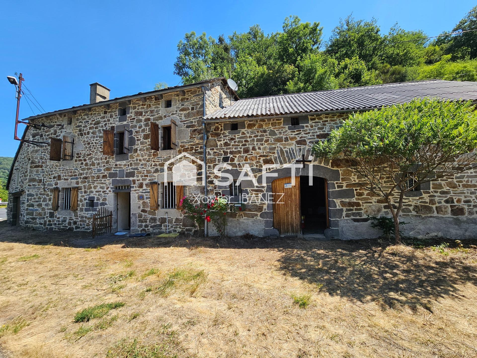 Maison 3 pièces 90 m² · à Chaudes-Aigues · 90 m² · 135 000 €