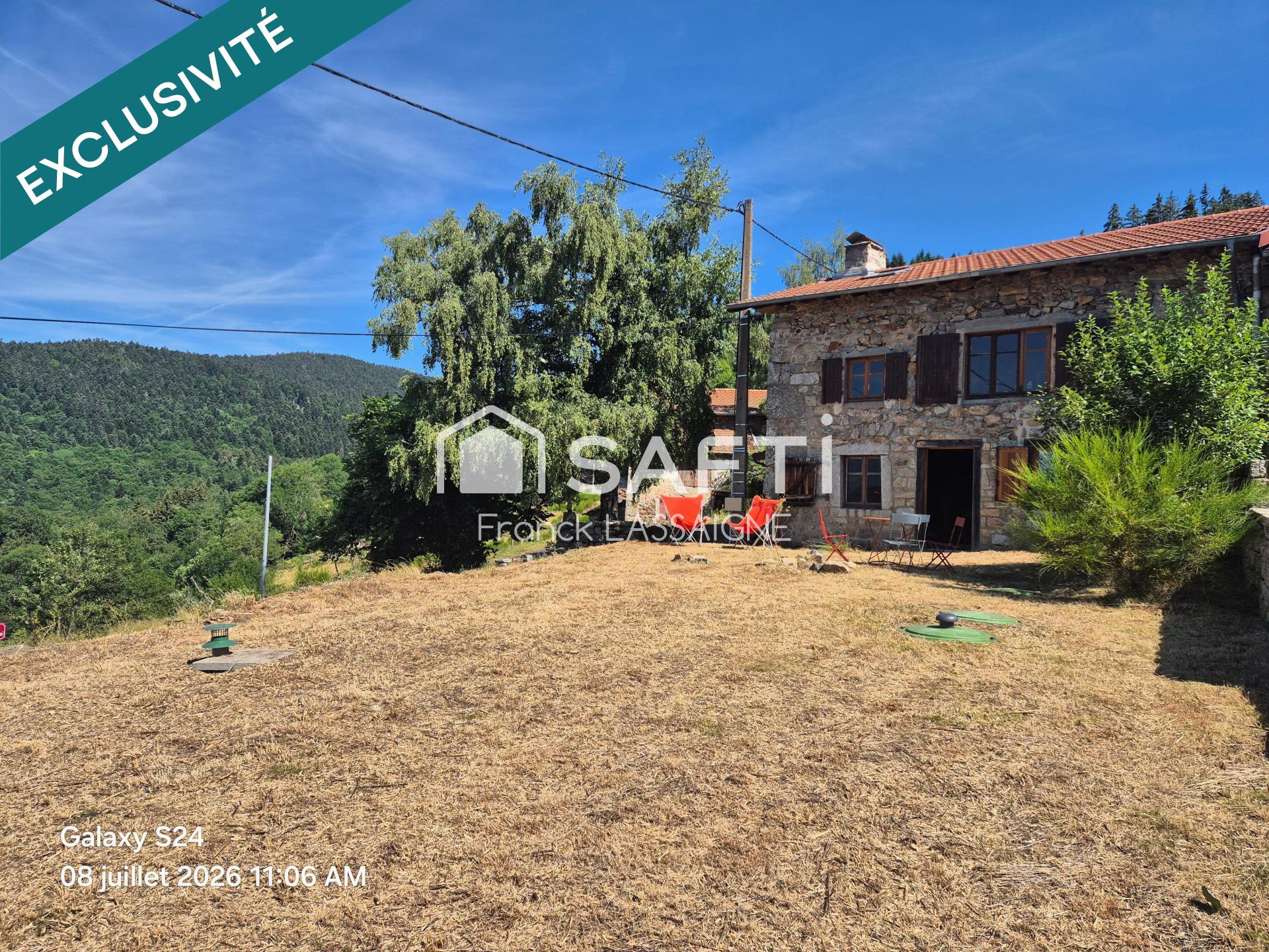 Maison en pierres jardin avec vue exceptionnelle