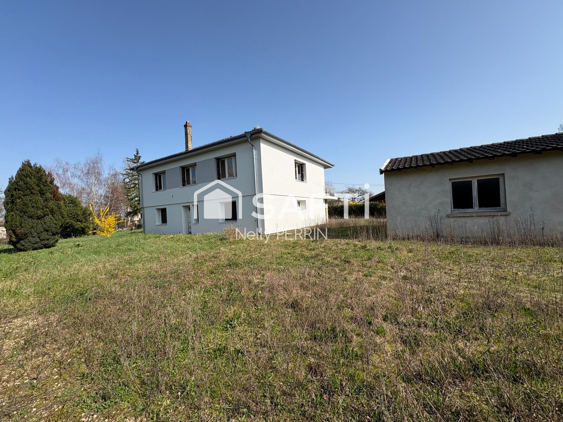 Photo SAFTI — Maison 5 pièces, 132 m² à Saint Benigne 3