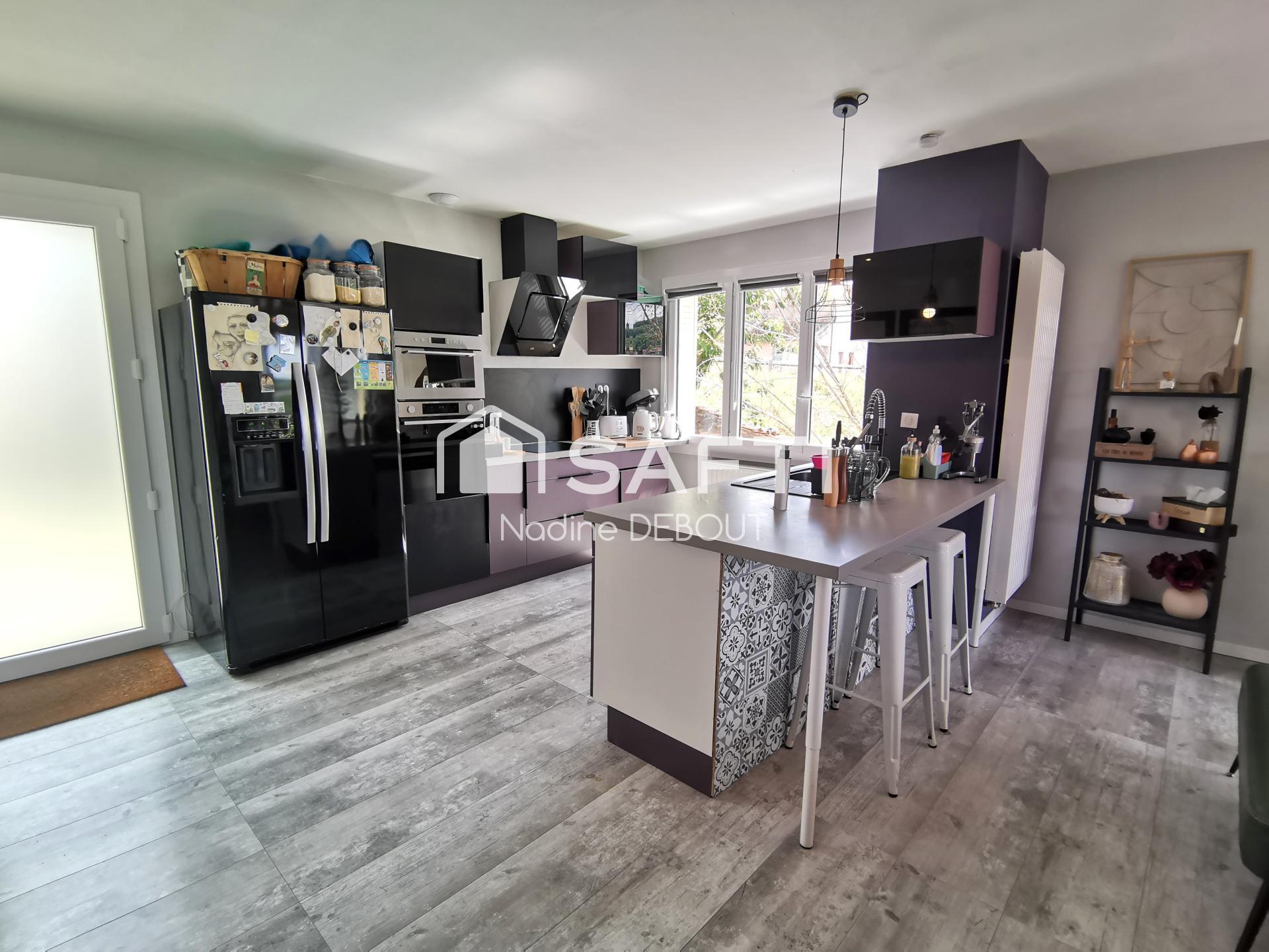 Photo SAFTI — Maison 4 pièces, 95 m² à Cours 5
