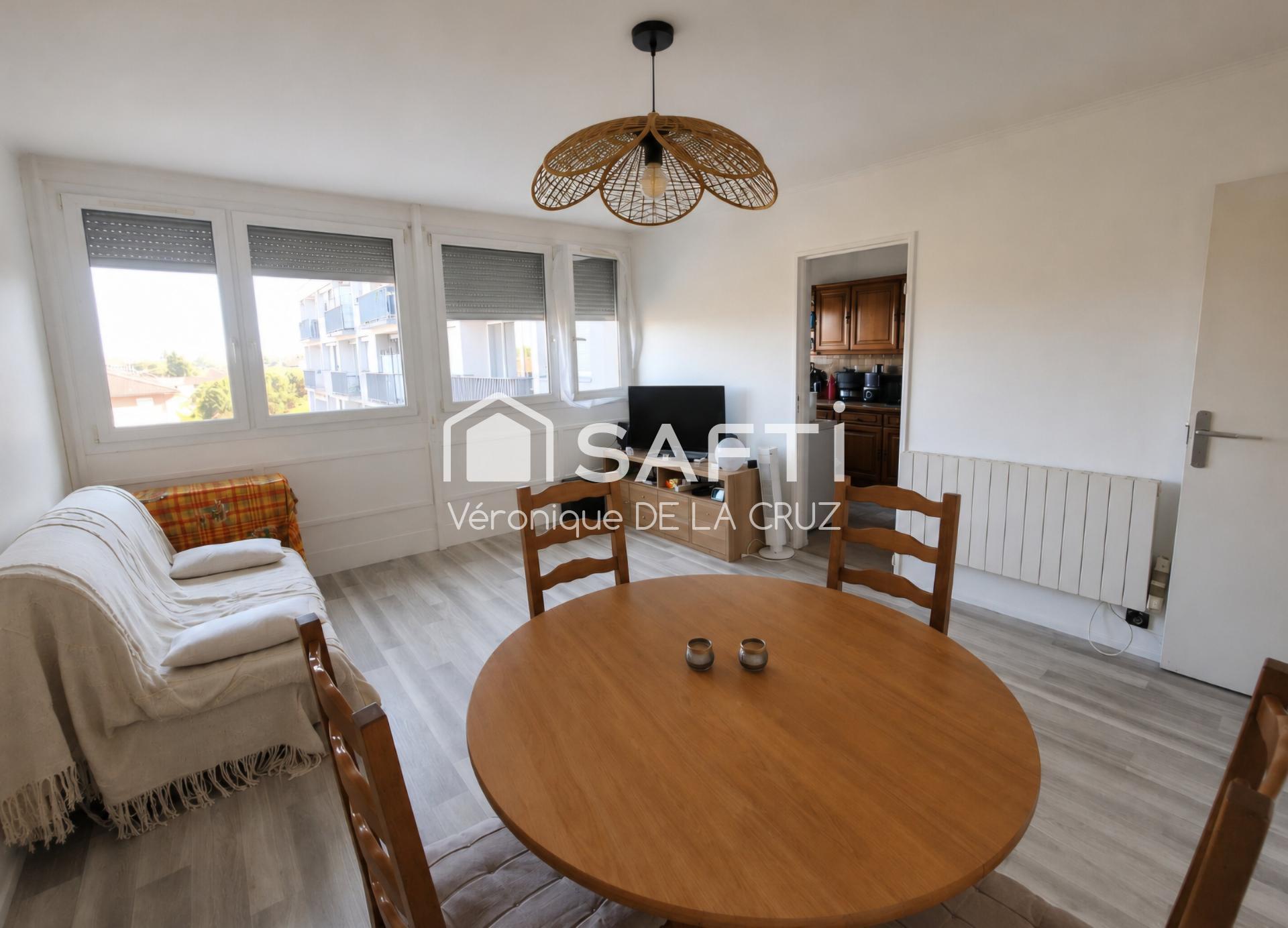Appartement 2 pièces 54 m² · à Bron · 54 m² · 112 000 €