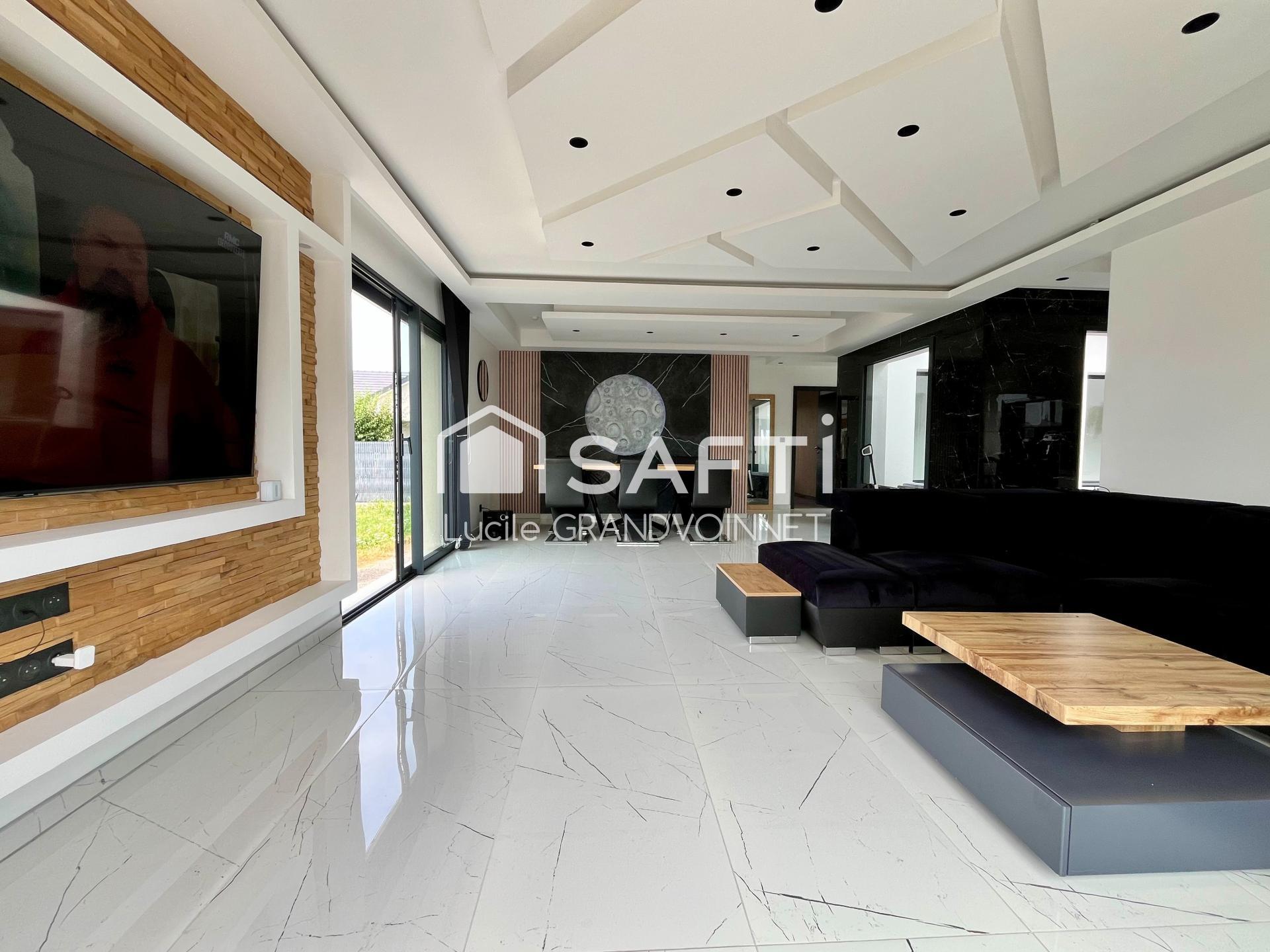 Photo SAFTI — Maison 4 pièces, 145 m² à Champagnole 3
