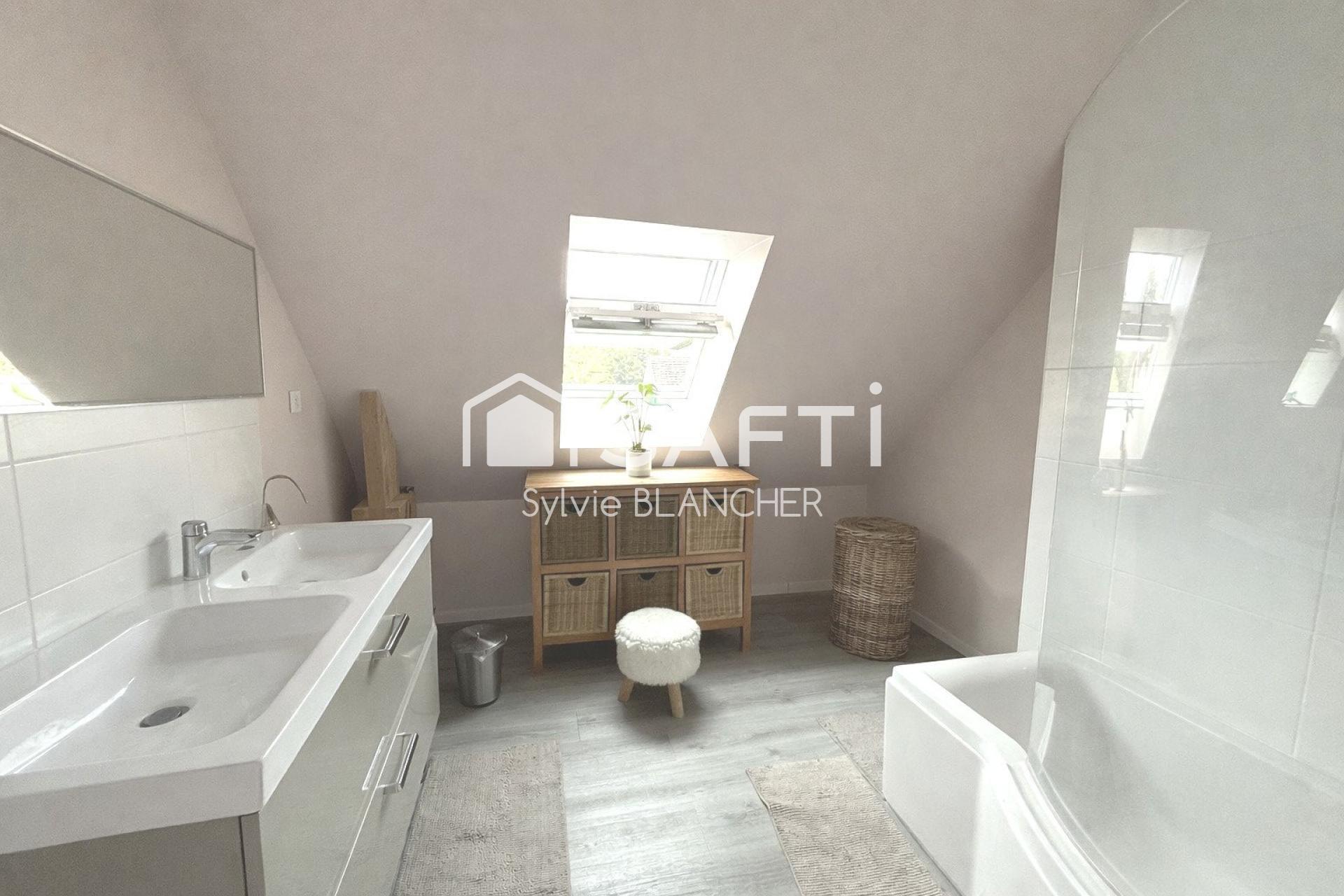 Photo SAFTI — Maison 7 pièces, 155 m² à Cleville 4