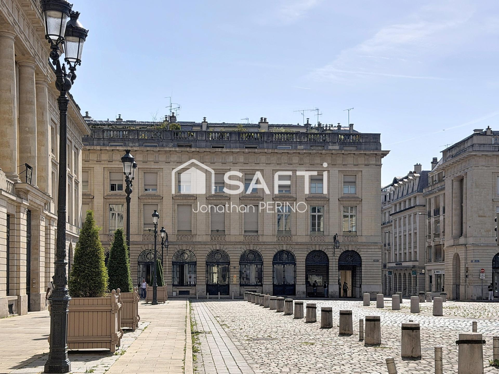 Reims — Place Royale