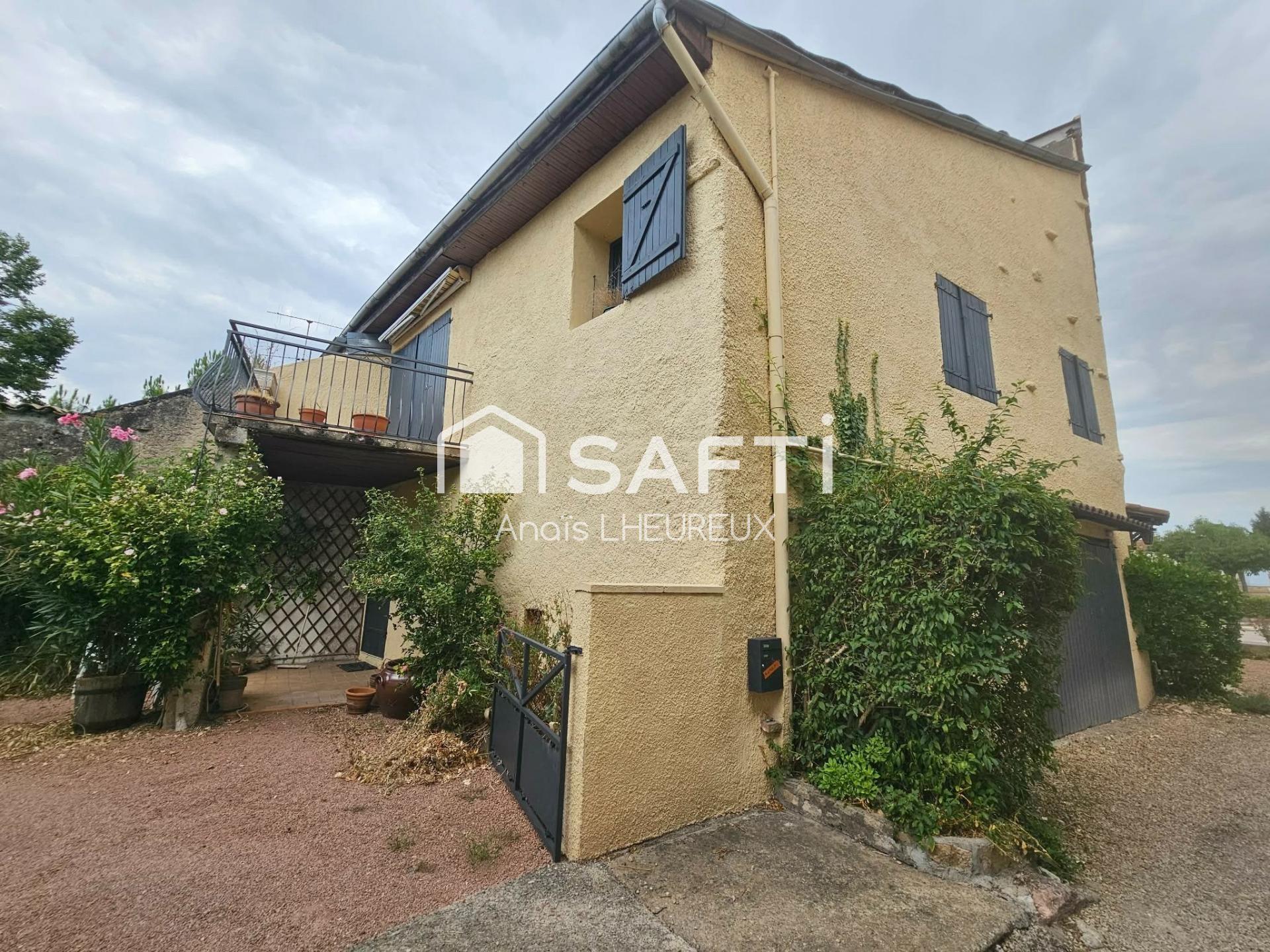 Maison 9 pièces 213 m² · à Lacrost · 213 m² · 195 000 €