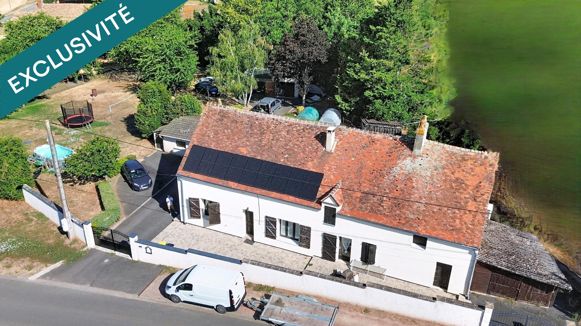 Longère rénovée – 115 m² – Terrain clos de 2 283 m² – Thizay (36100)