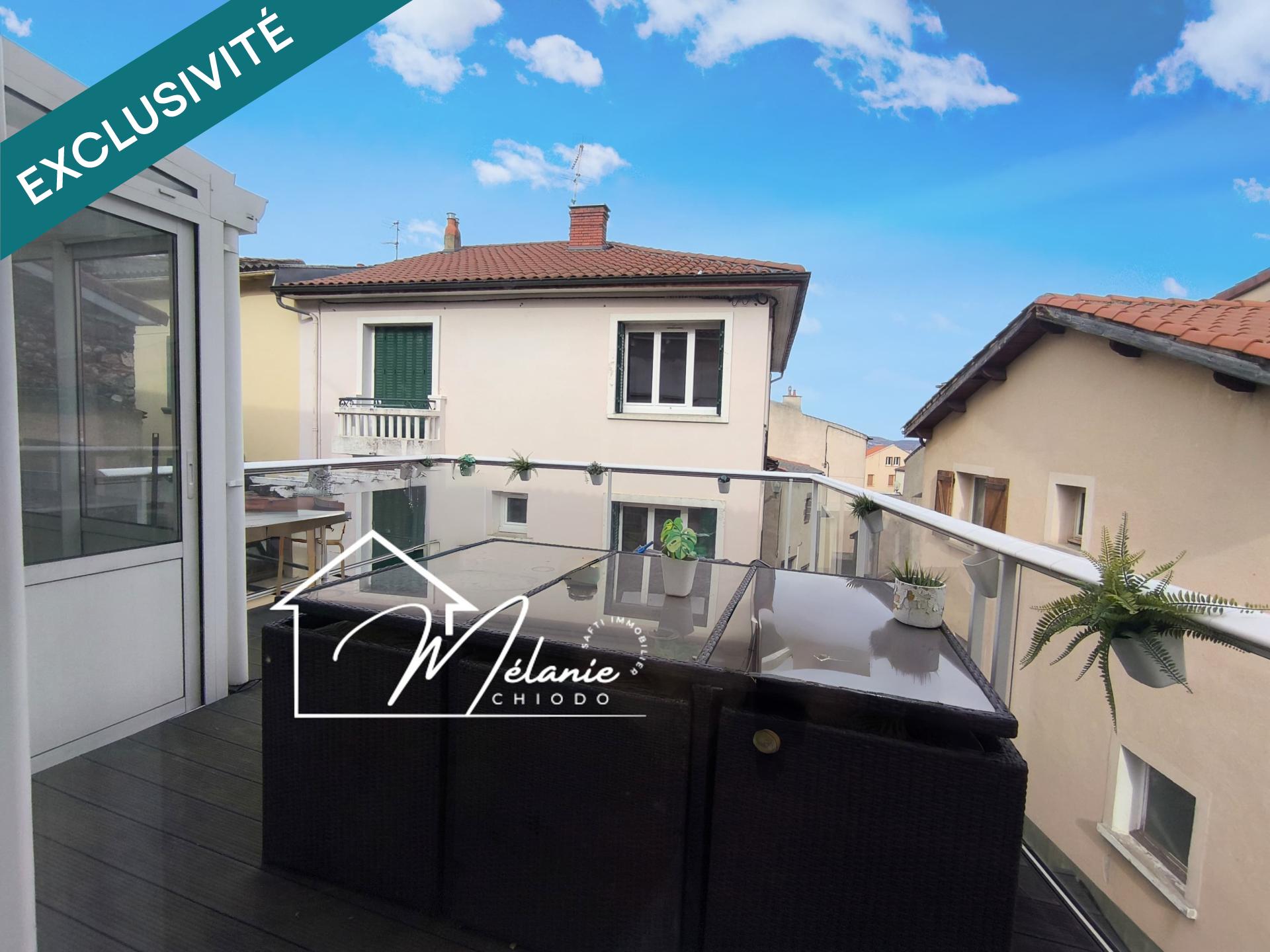 Maison rénovée lumineuse spacieuse offre de beau volume avec 4 chambres et dépendance cours terrasse