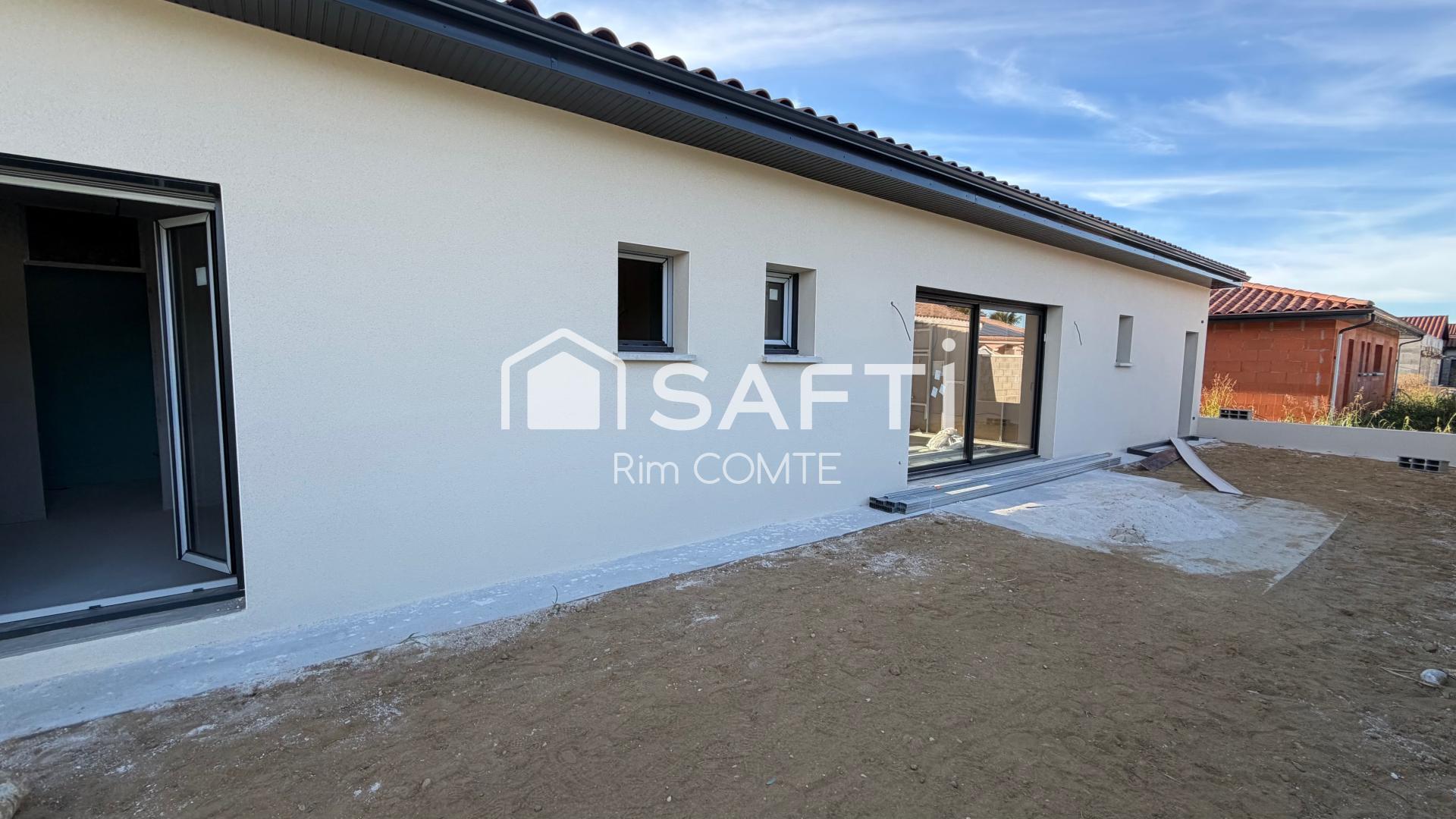 Photo SAFTI — Maison 4 pièces, 111 m² à Sablons 2