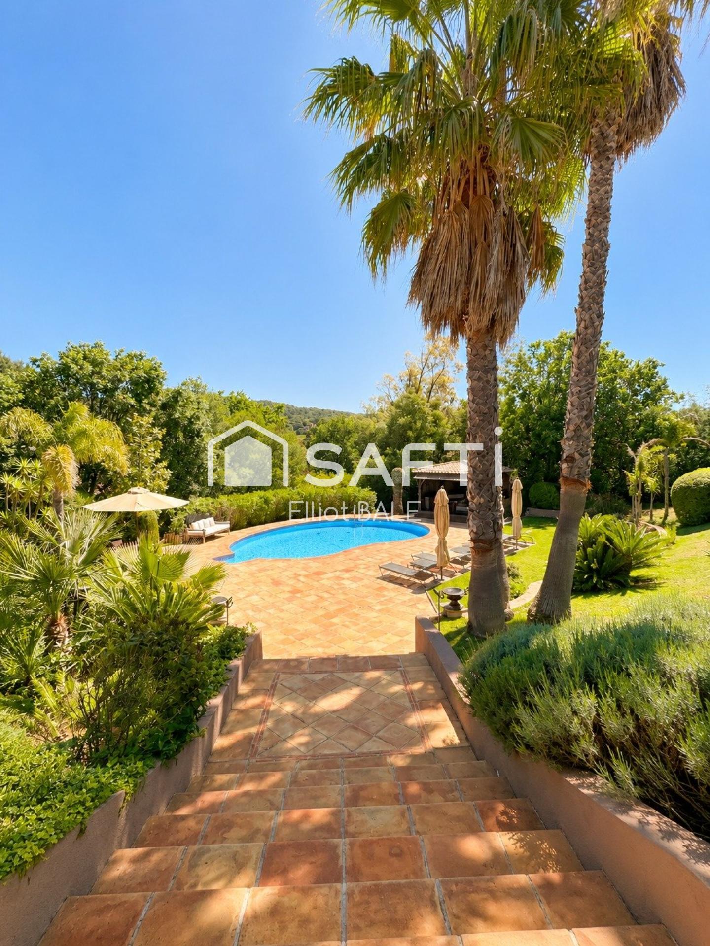 Maison 6 pièces 250 m² · à Gassin · 250 m² · 2 695 000 €