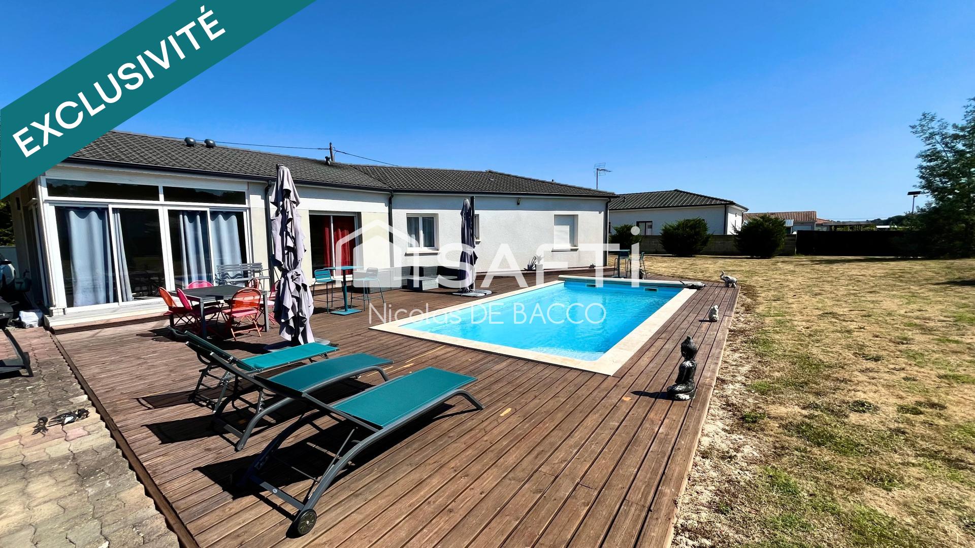 Maison de 2019, 110 m2 habitable, piscine, climatisation.