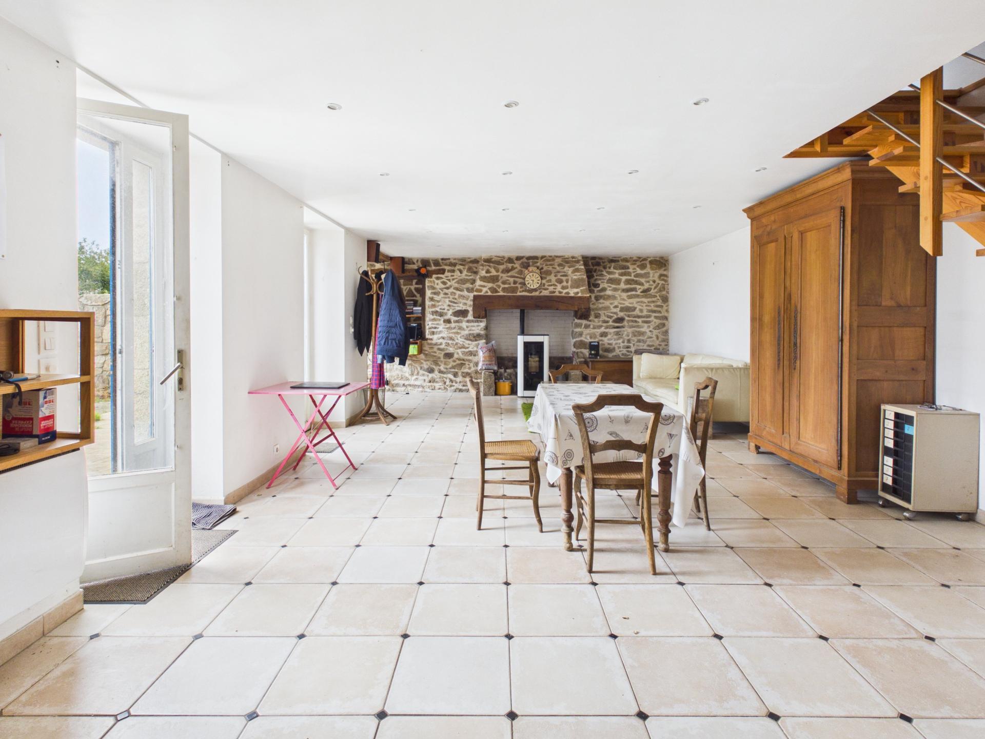 Photo SAFTI — Maison 5 pièces, 120 m² à Saint Pol De Leon 5