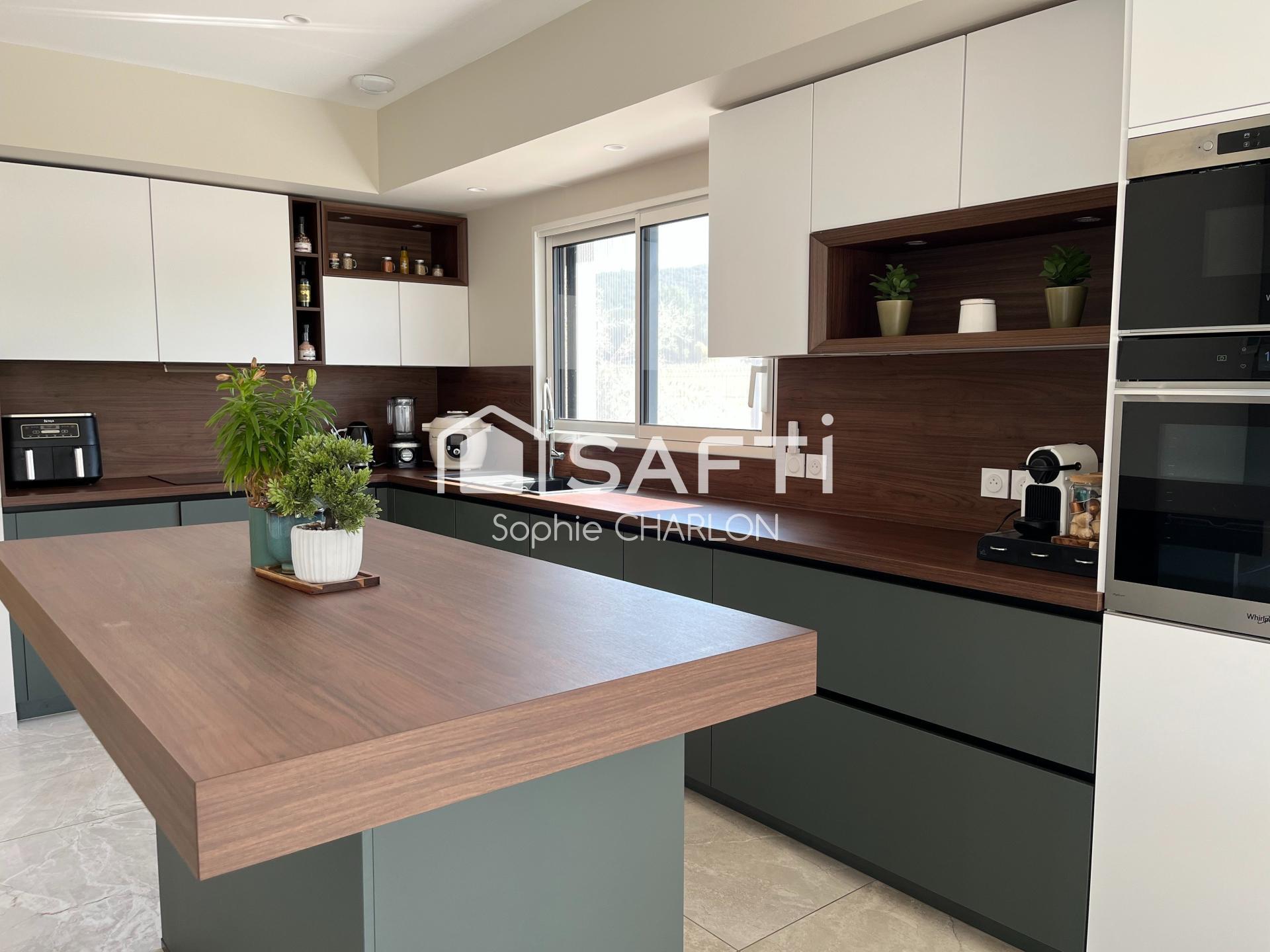 Photo SAFTI — Maison 5 pièces, 153 m² à Cliousclat 5