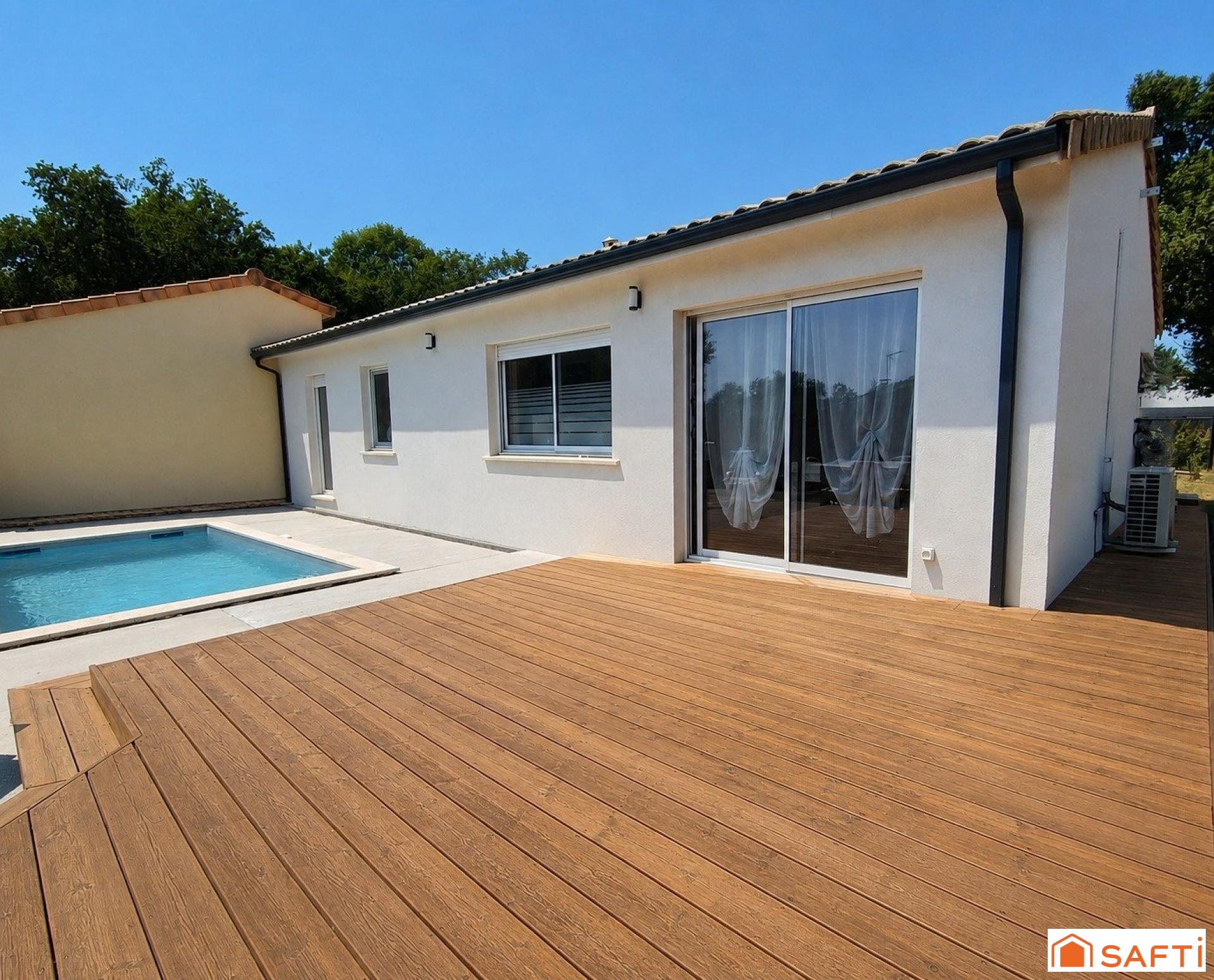 Maison contemporaine de 4 chambres avec piscine