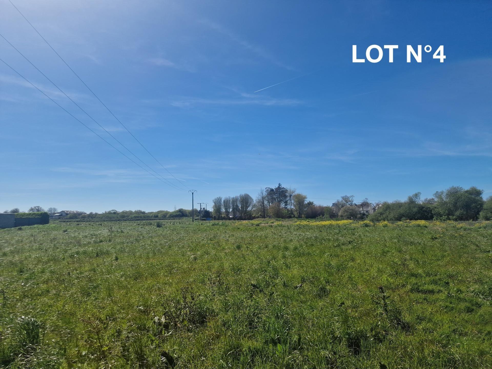 TERRAIN À BÂTIR - VIABILISÉ - 562 m2 - LIBRE CONSTRUCTEUR