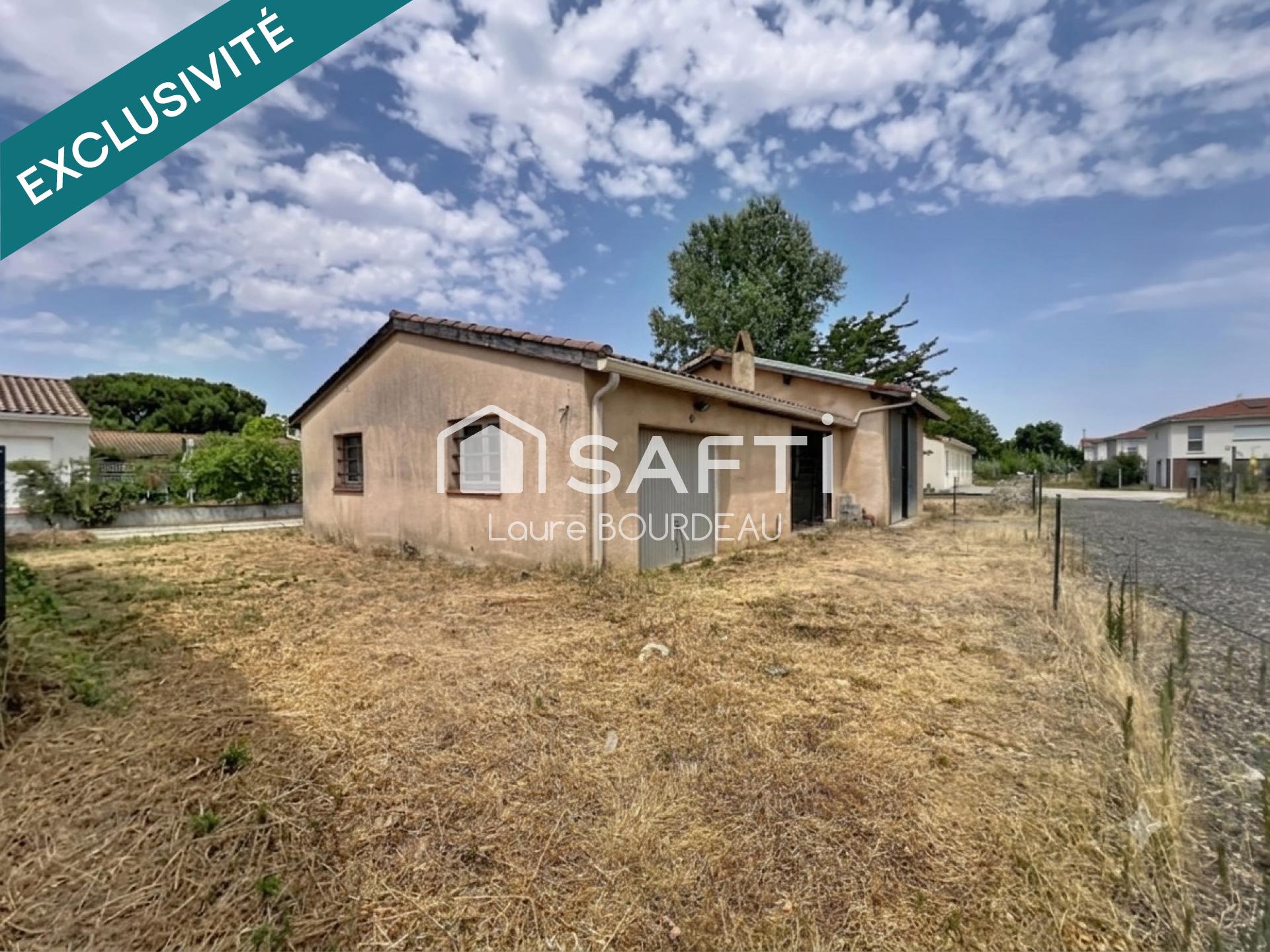 Beau potentiel de transformation - Bâtiment / Garage de 125 m² sur parcelle de 493m2 - BOULOC