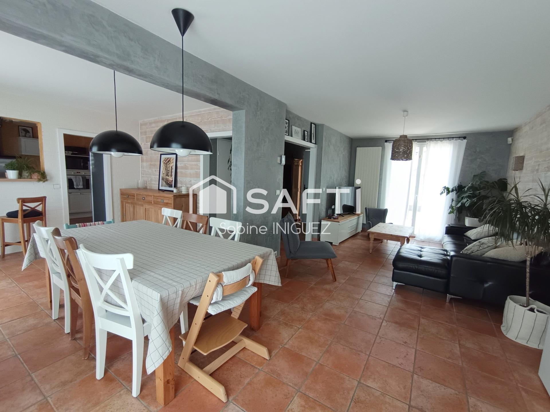 Maison 7 pièces 137 m² · à Castres · 137 m² · 225 000 €