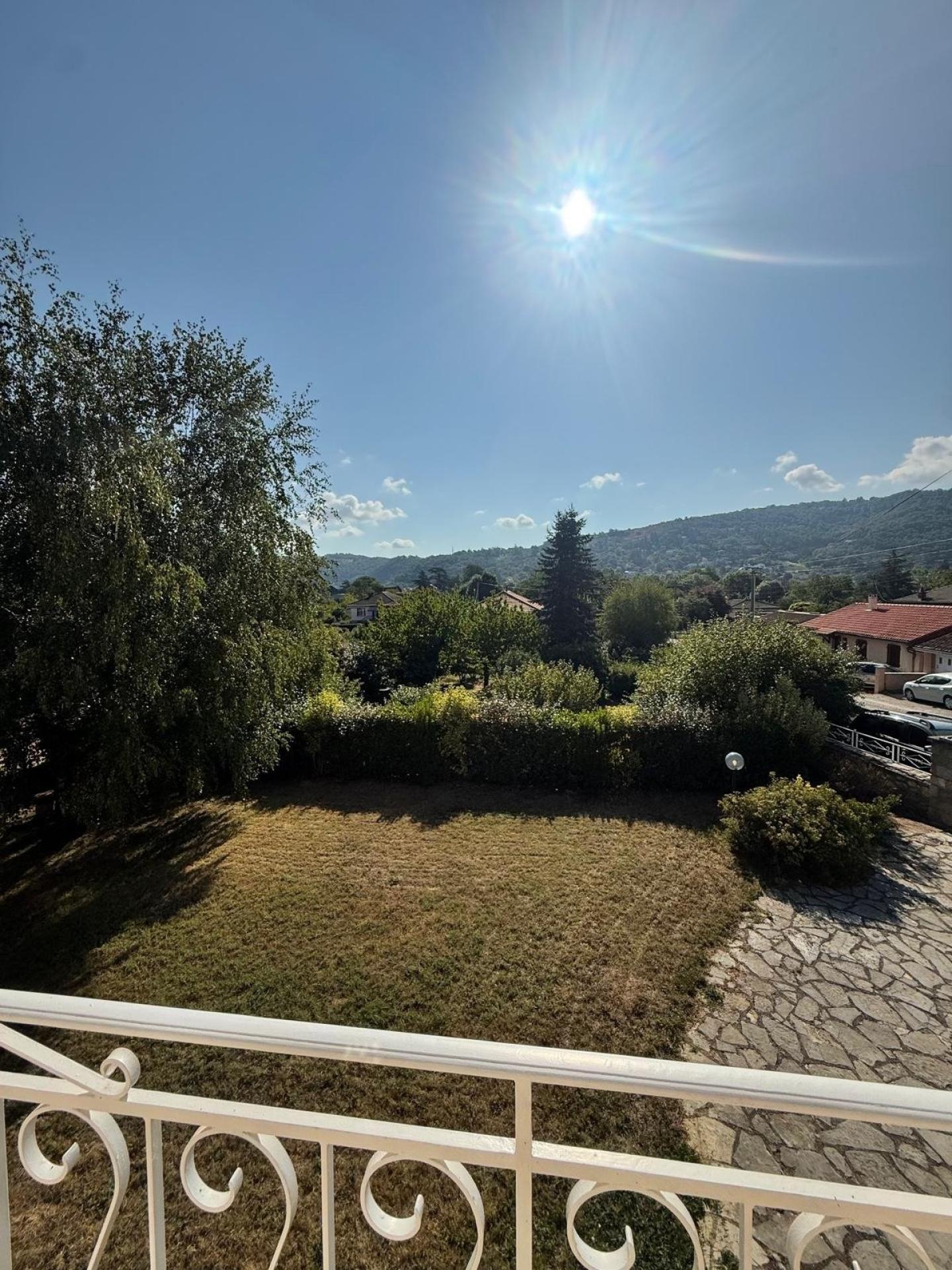 Photo SAFTI — Maison 6 pièces, 137 m² à Villefranche De Rouergue 2