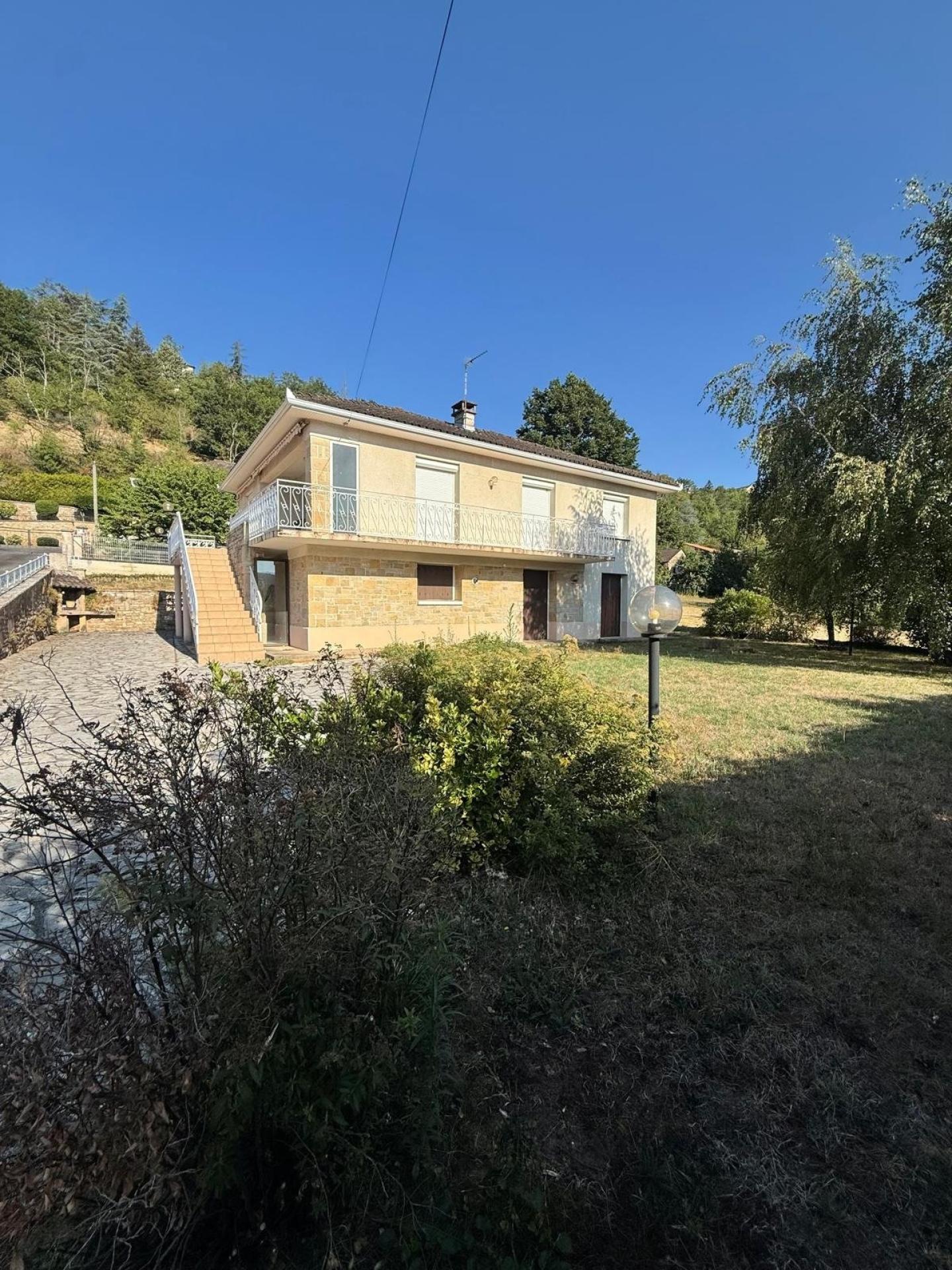 Maison 6 pièces 137 m² · à Villefranche-de-Rouergue · 137 m² · 164 900 €