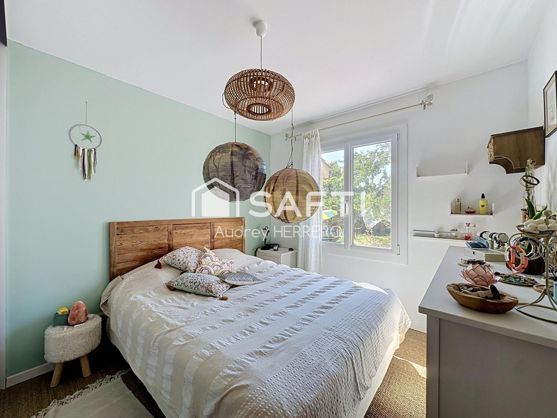 Photo SAFTI — Maison 6 pièces, 135 m² à Pechbonnieu 5
