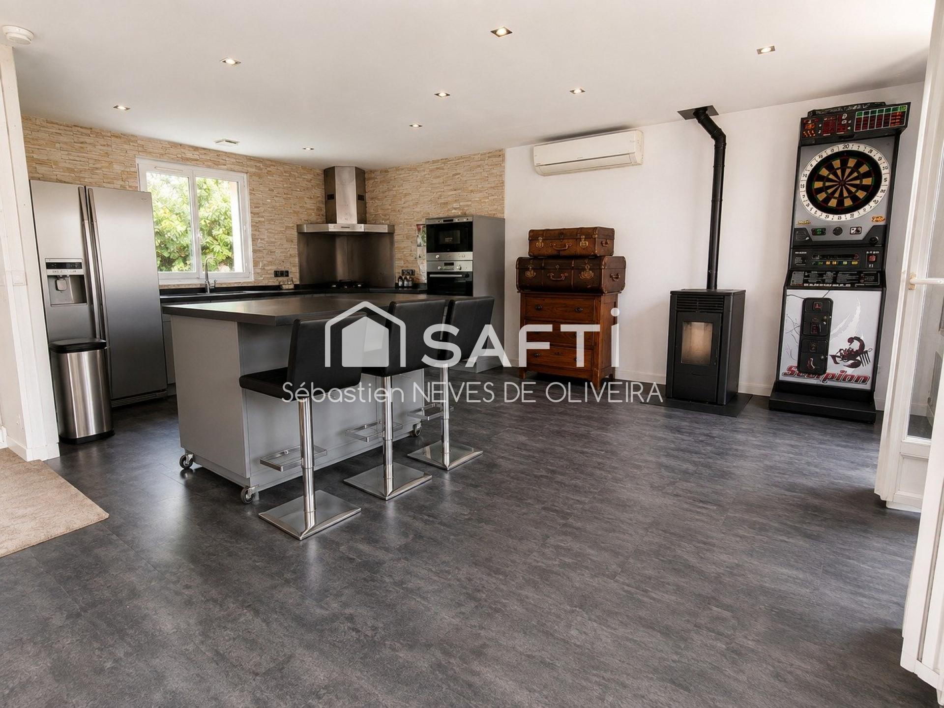 Photo SAFTI — Maison 3 pièces, 113 m² à Fontenay Tresigny 3
