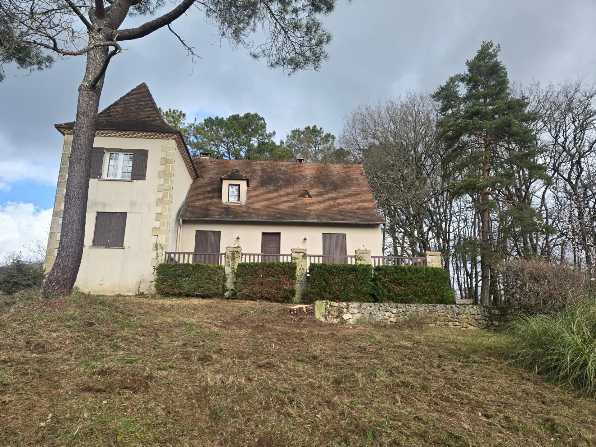 Charmante villa au calme sur grand terrain