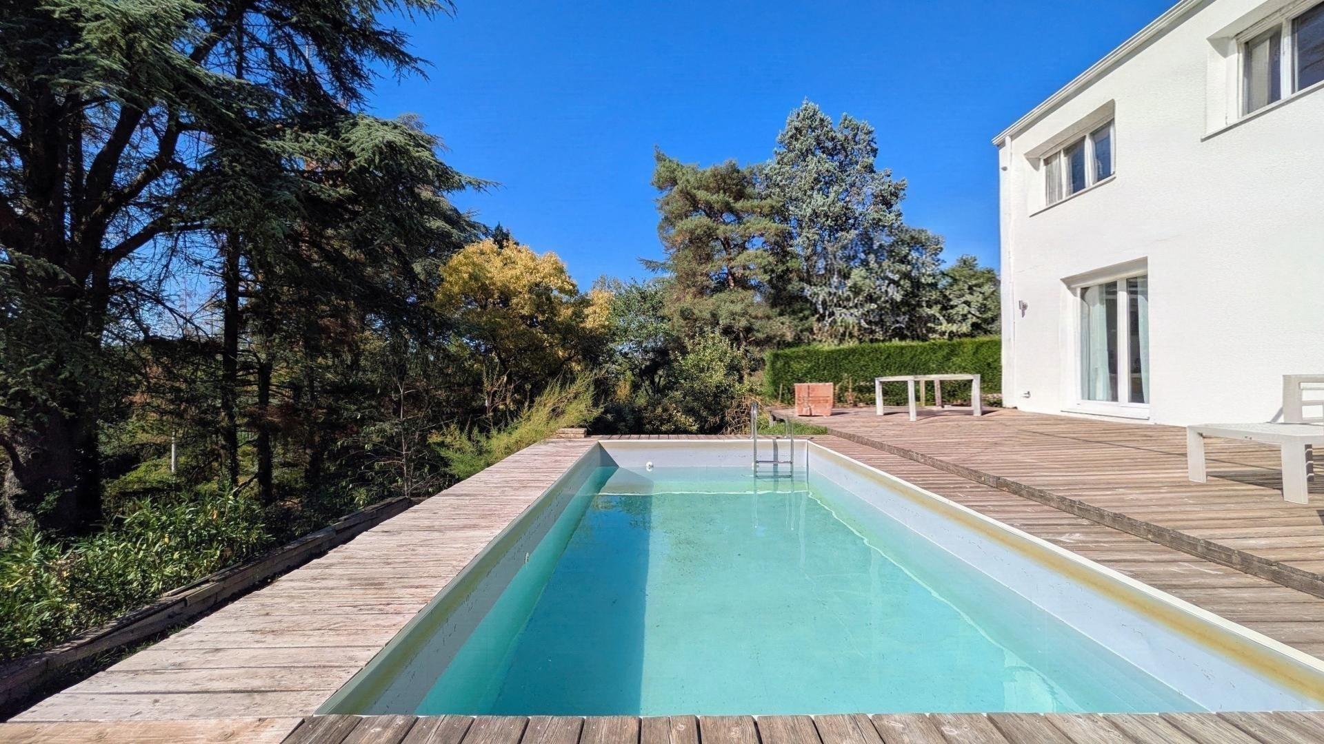Photo SAFTI — Maison 7 pièces, 180 m² à Ecully 3