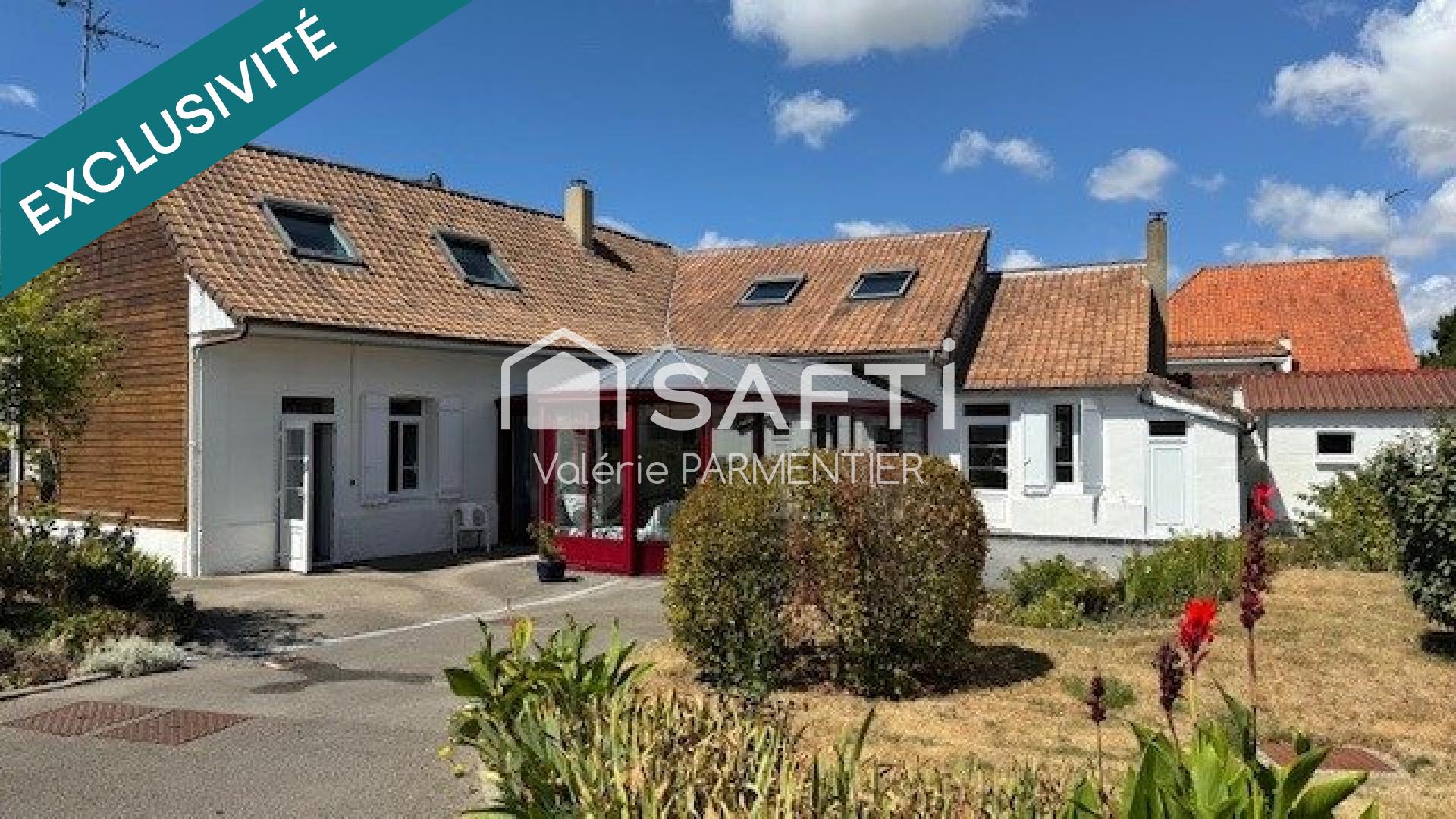 Superbe longère de 166 m2 avec garage et dépendances