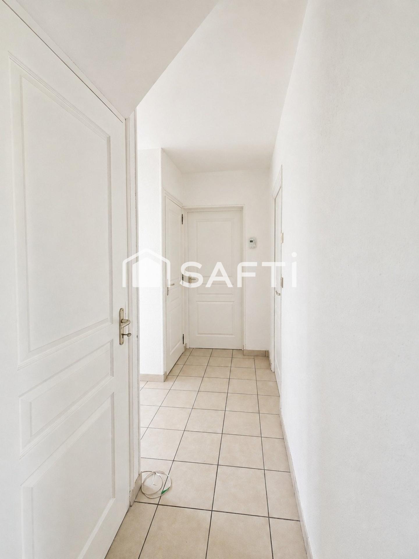 Photo SAFTI — Maison 6 pièces, 150 m² à Magny Le Desert 5