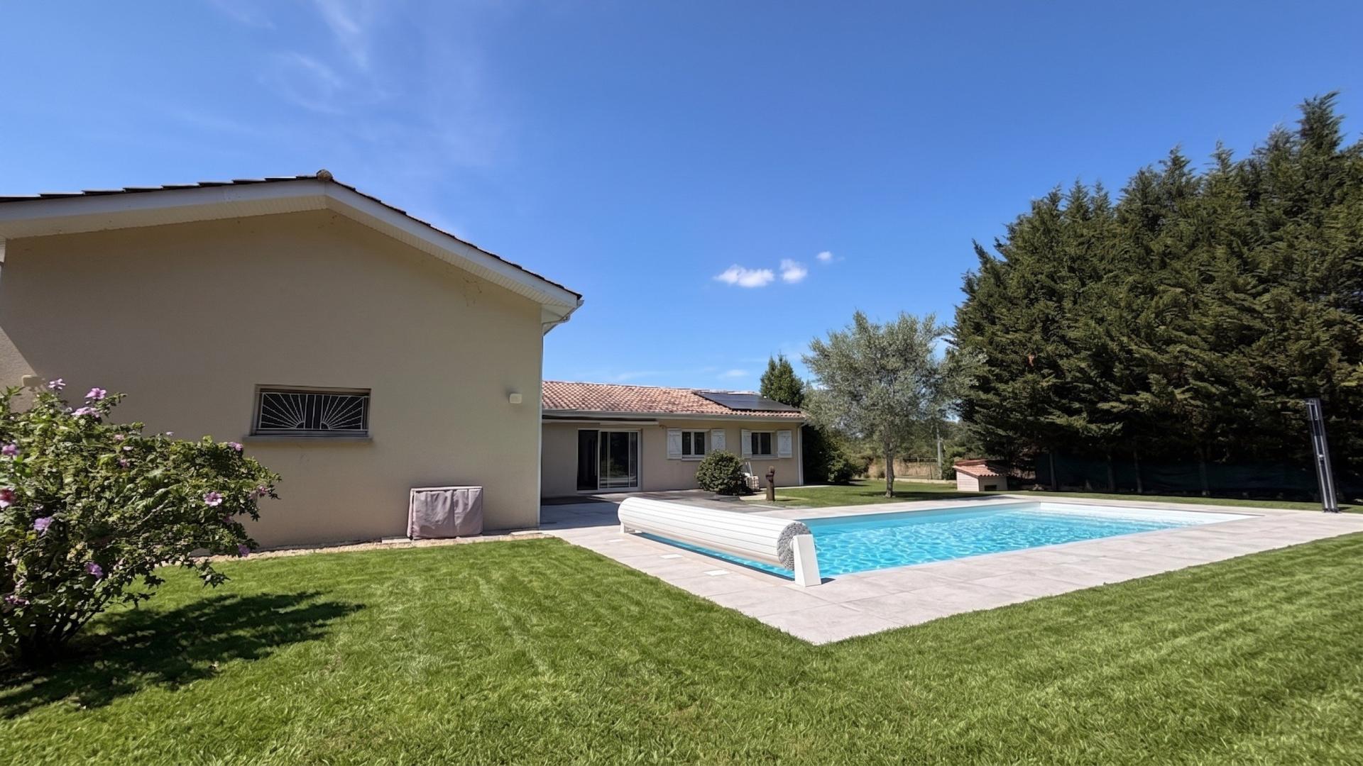Maison 6 pièces 170 m² · à Ambares-Et-Lagrave · 170 m² · 475 000 €