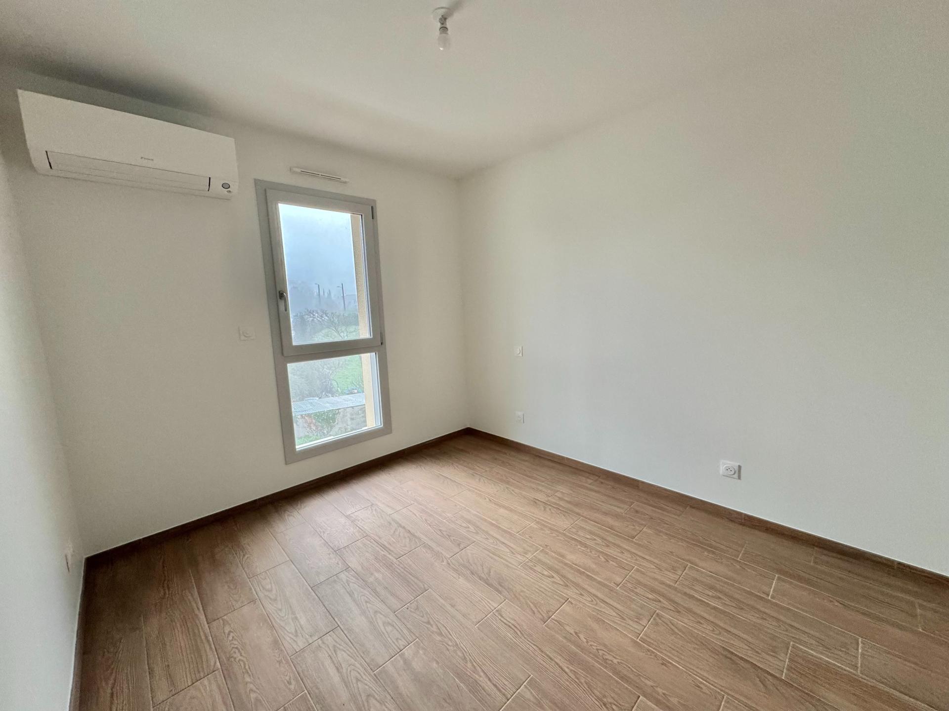 Photo SAFTI — Maison 3 pièces, 65 m² à Niort 2