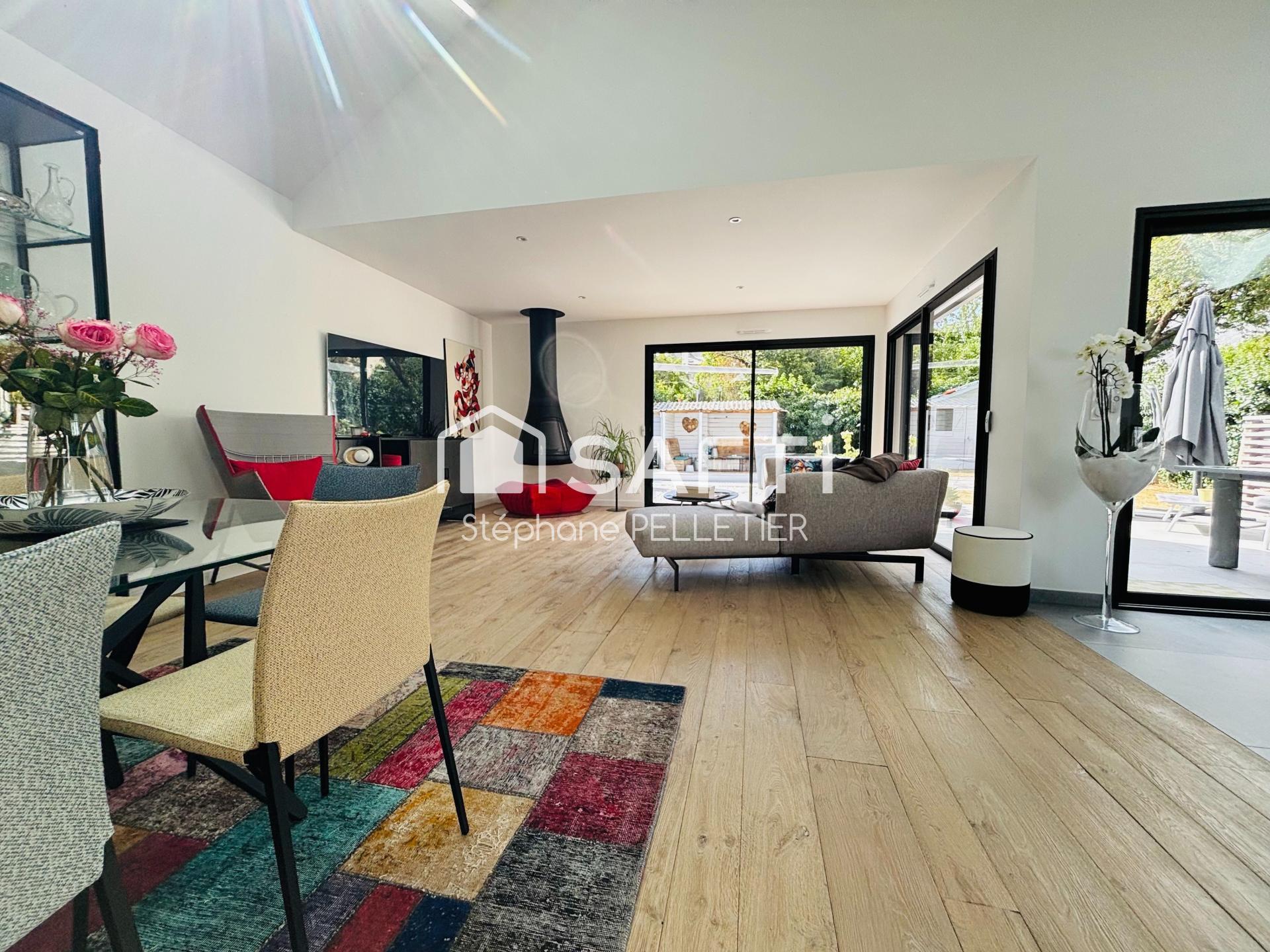 Photo SAFTI — Maison 7 pièces, 196 m² à Rennes 2