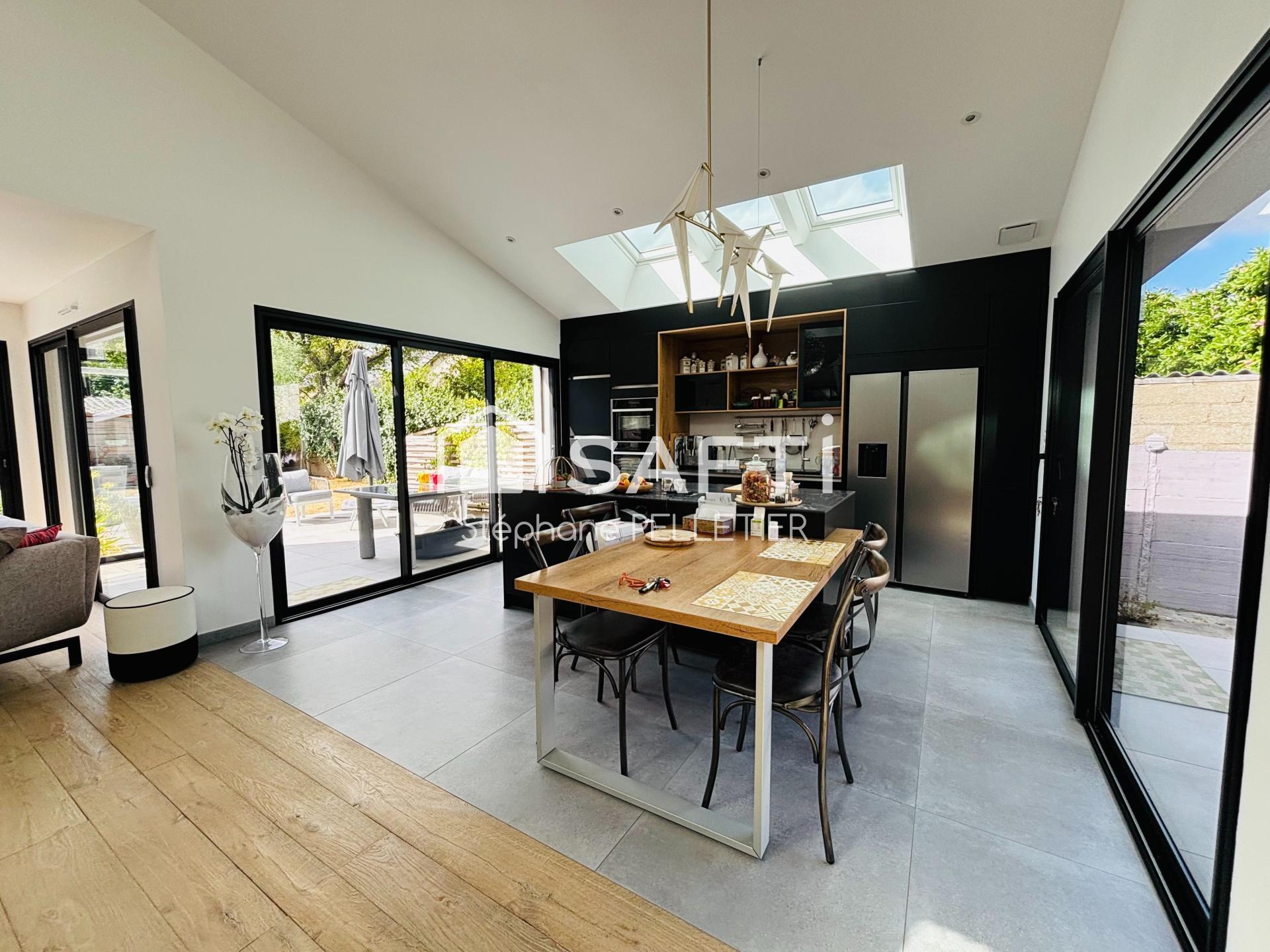 Photo SAFTI — Maison 7 pièces, 196 m² à Rennes 4