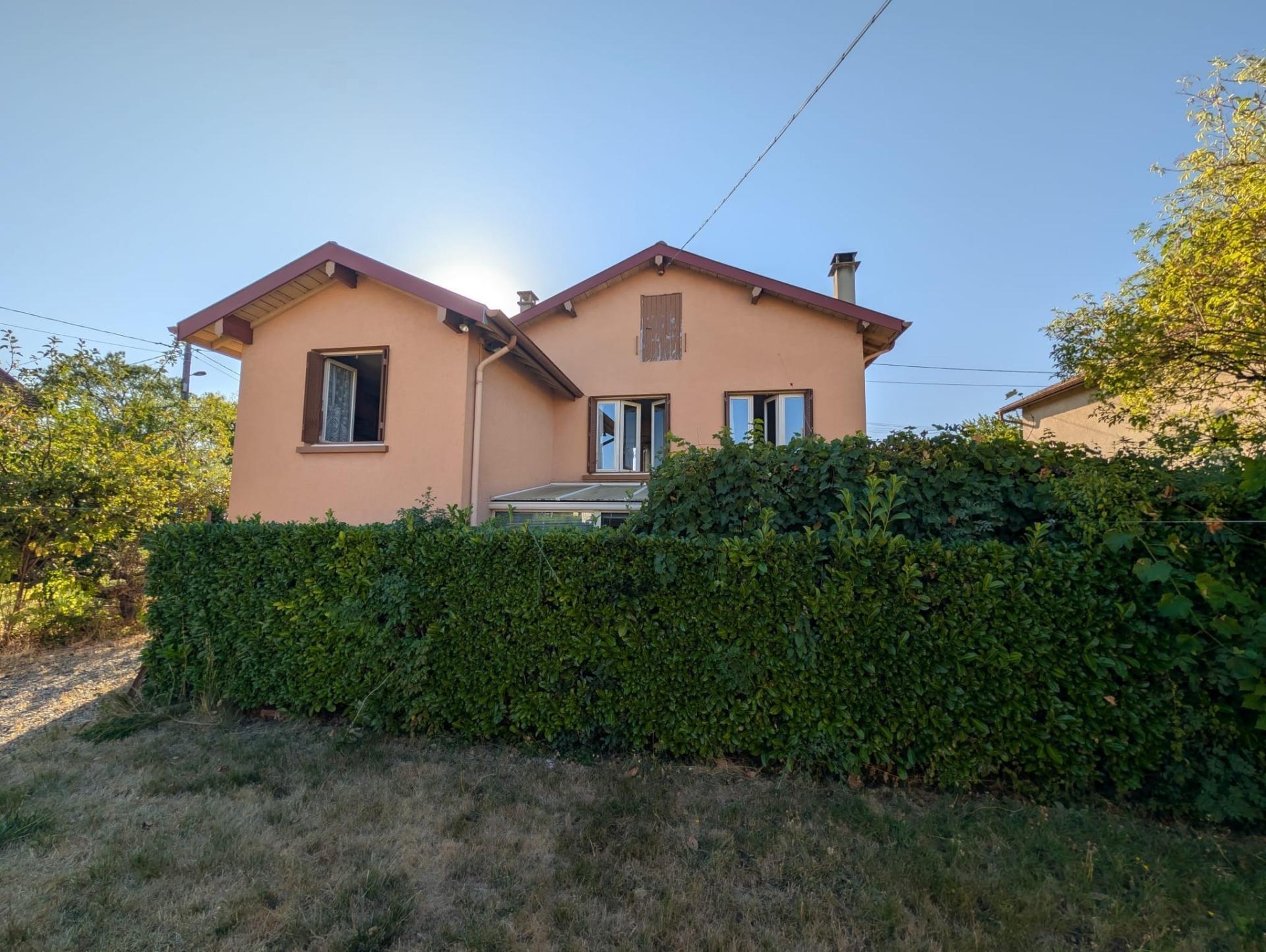 Maison 4 pièces 100 m² · à Bourg-en-Bresse · 100 m² · 169 000 €
