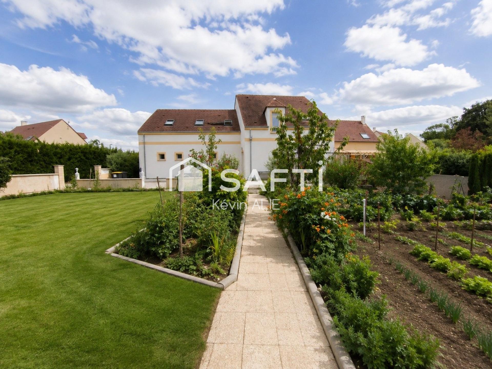 Photo SAFTI — Maison 10 pièces, 220 m² à Meaux 2