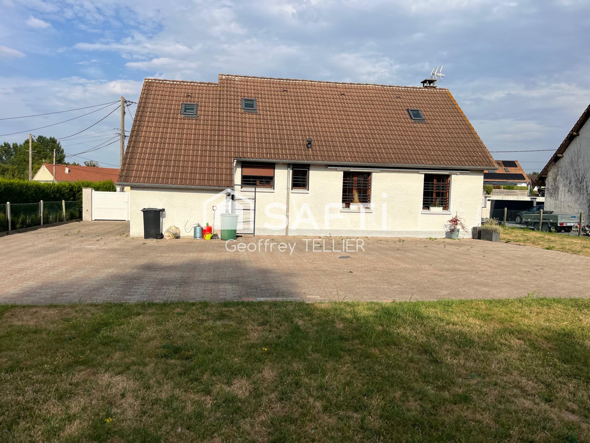Maison avec autonomie de plain pied,terrain et terrasse