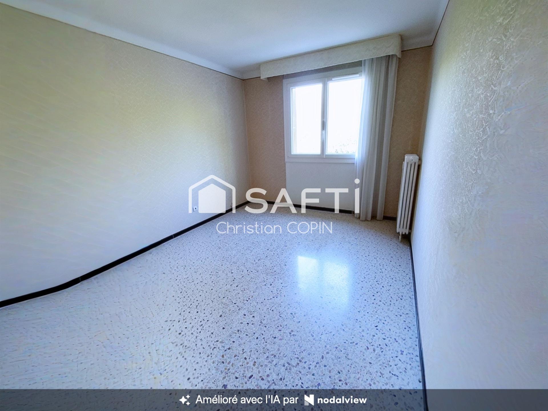 Photo SAFTI — Appartement 4 pièces, 82 m² à Toulon 5