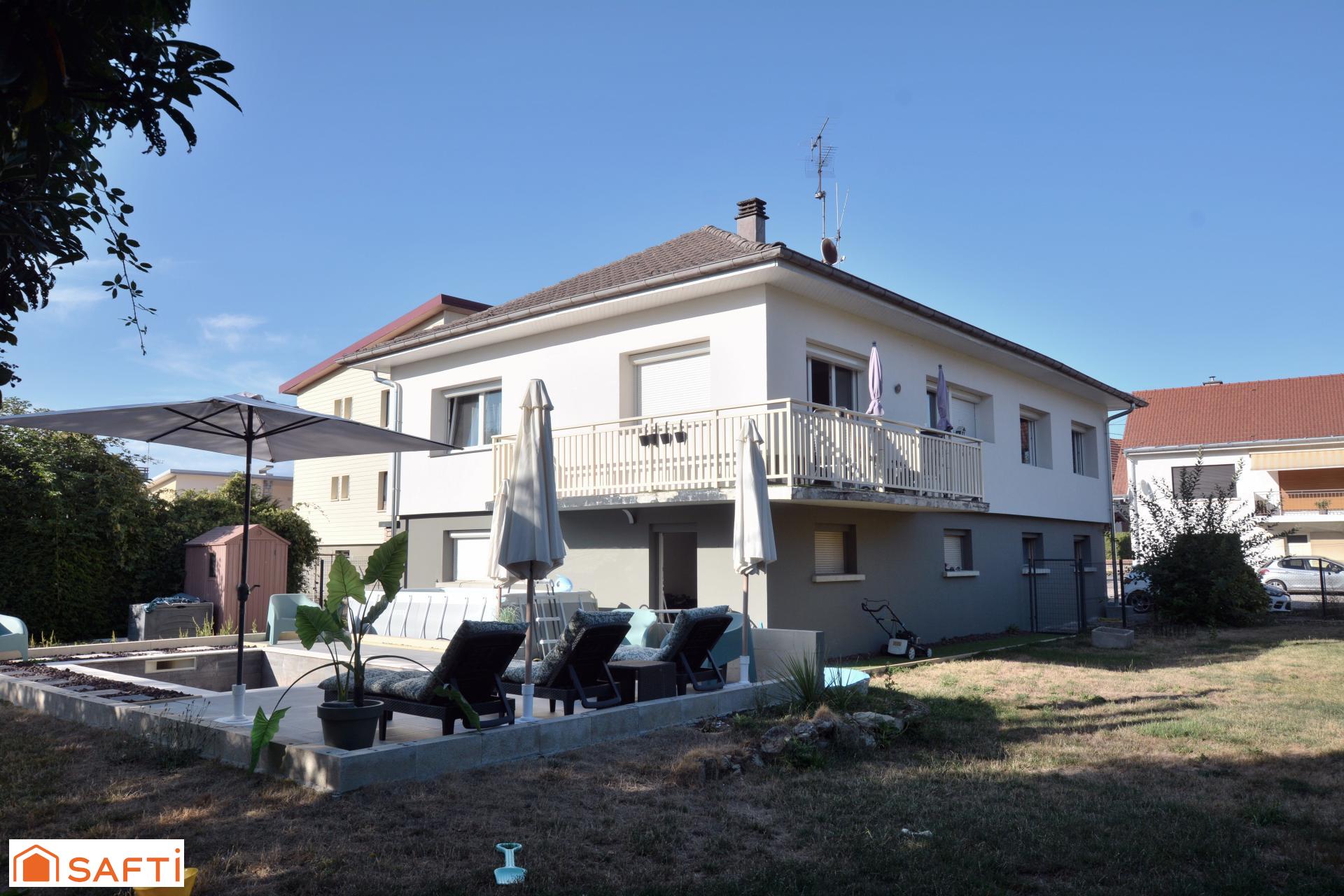 Maison T6 de 132 m2 avec piscine
