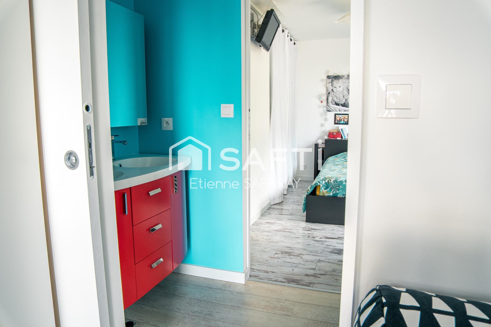 Photo SAFTI — Maison 5 pièces, 143 m² à Saint Etienne De Montluc 4