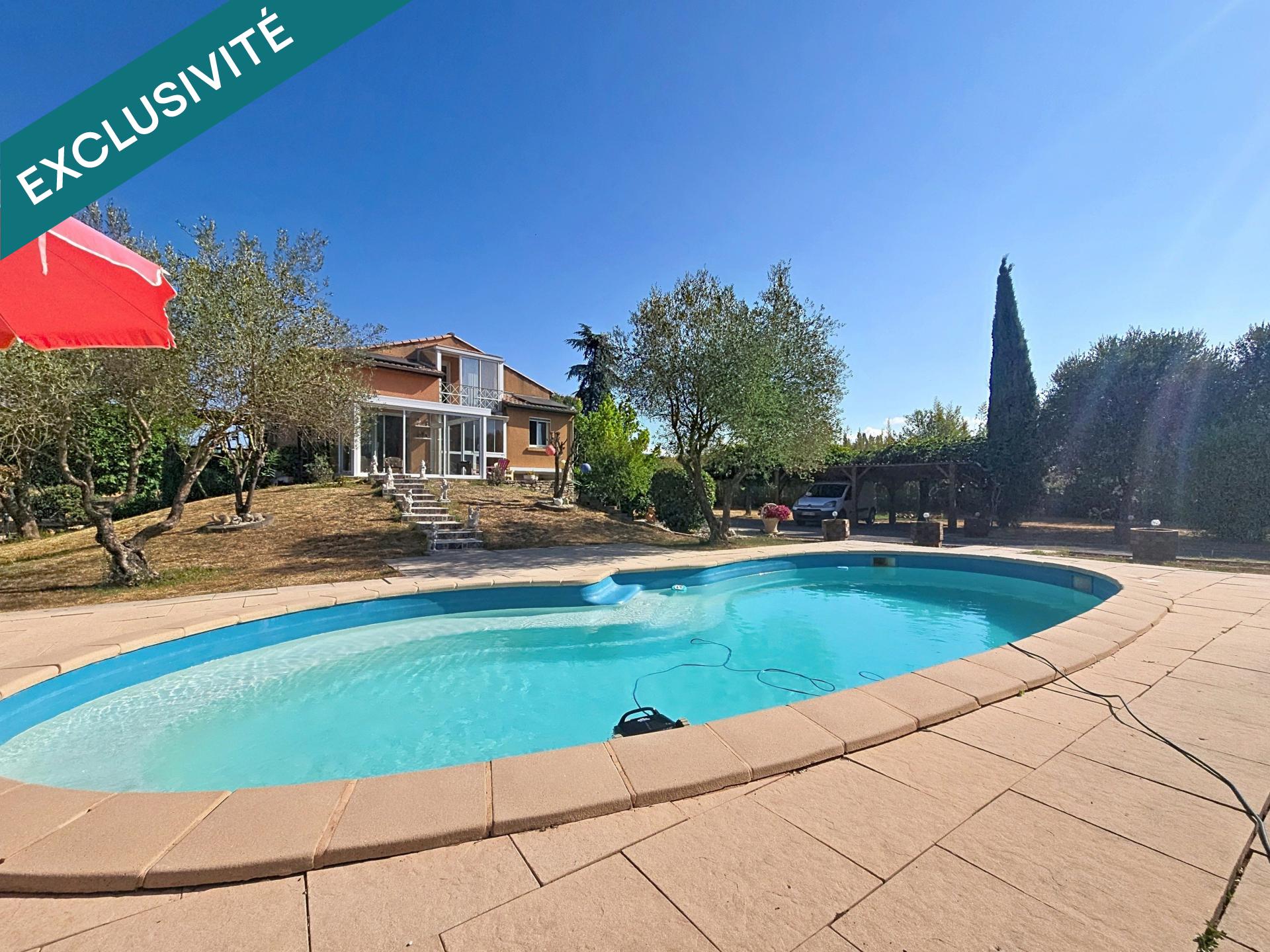 Une superbe villa avec piscine et 2145m2 de terrain paysager, dans l’un des secteurs les plus recherchés d’Hérépian.