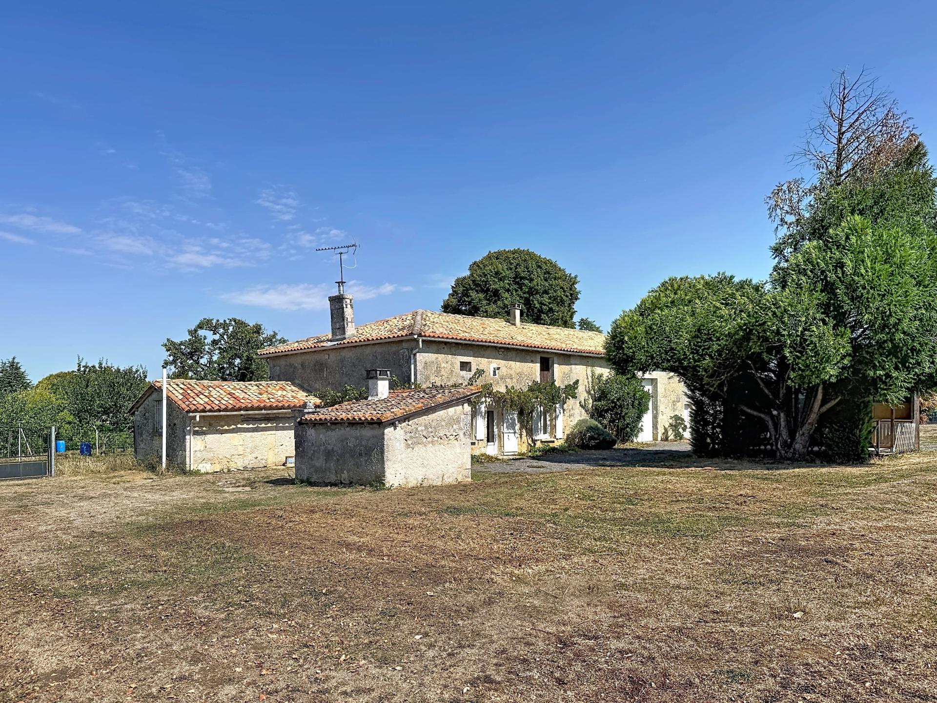 Maison 4 pièces 100 m² · à Dignac · 100 m² · 180 000 €
