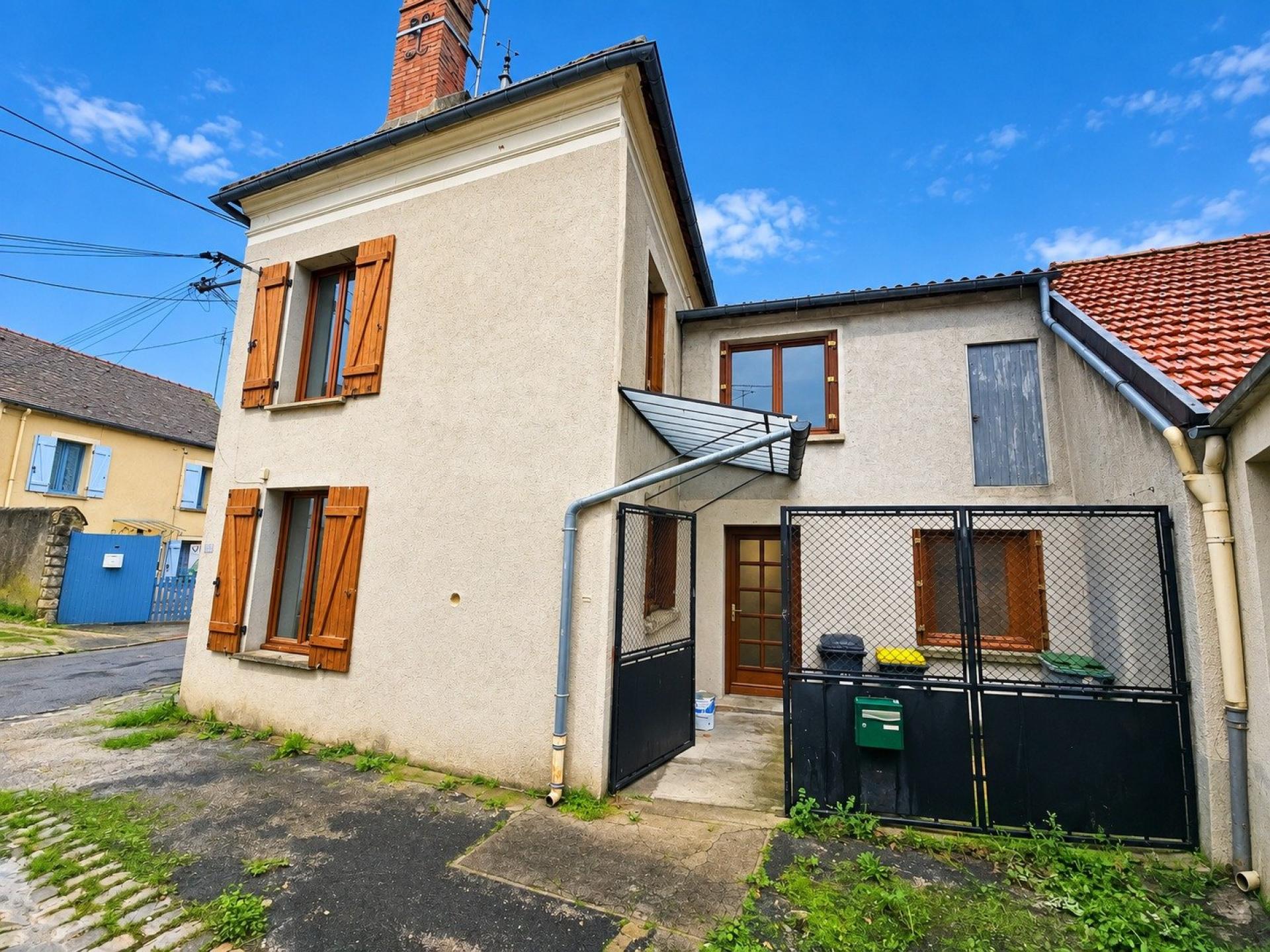 Maison 3 pièces 66 m² · à Beaumont-du-Gatinais · 66 m² · 75 000 €
